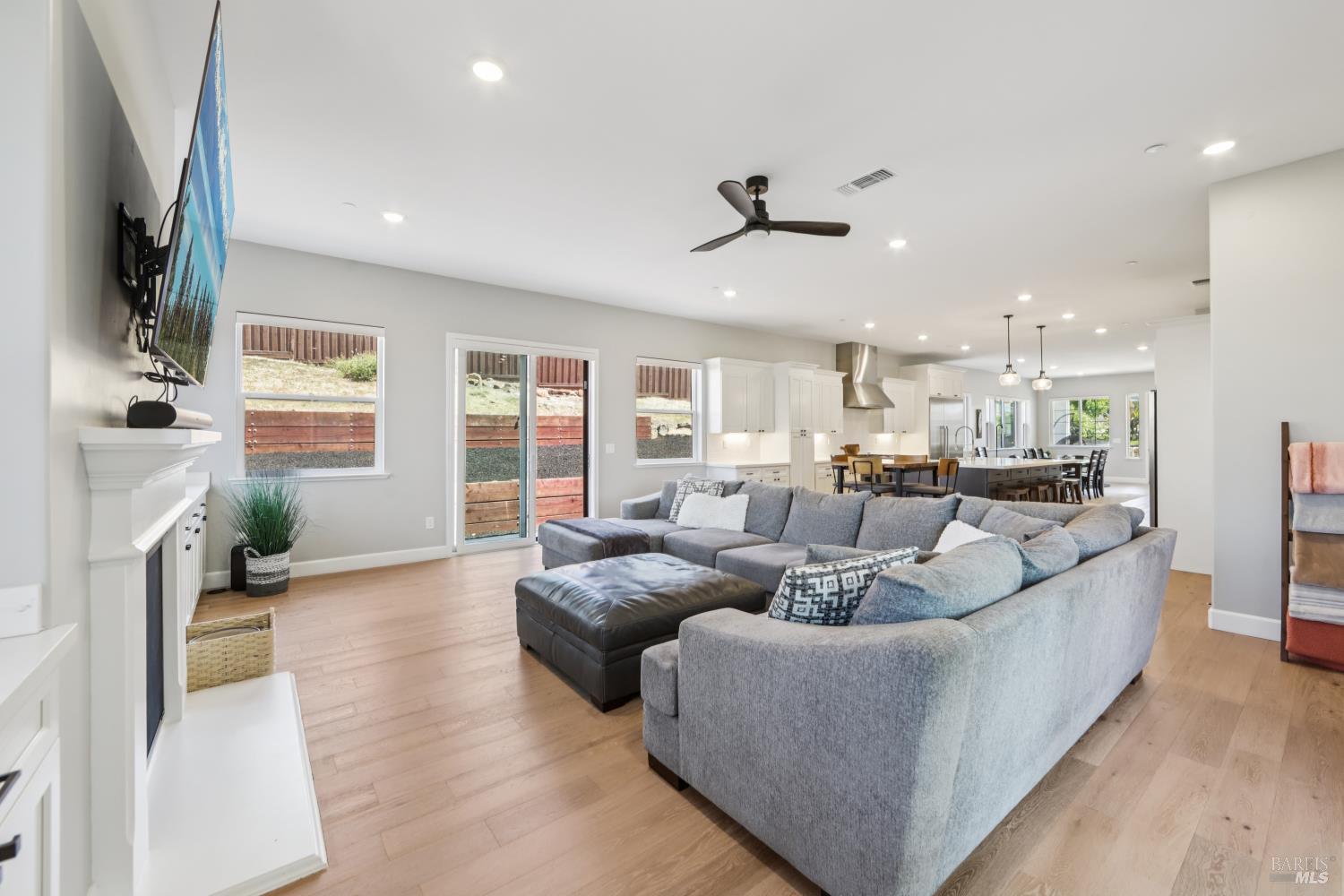 3675 Wyndemere Circle