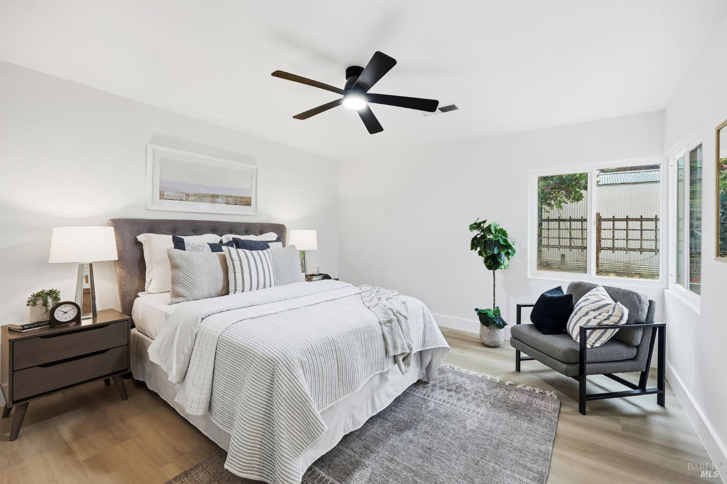 2132 Geary Drive