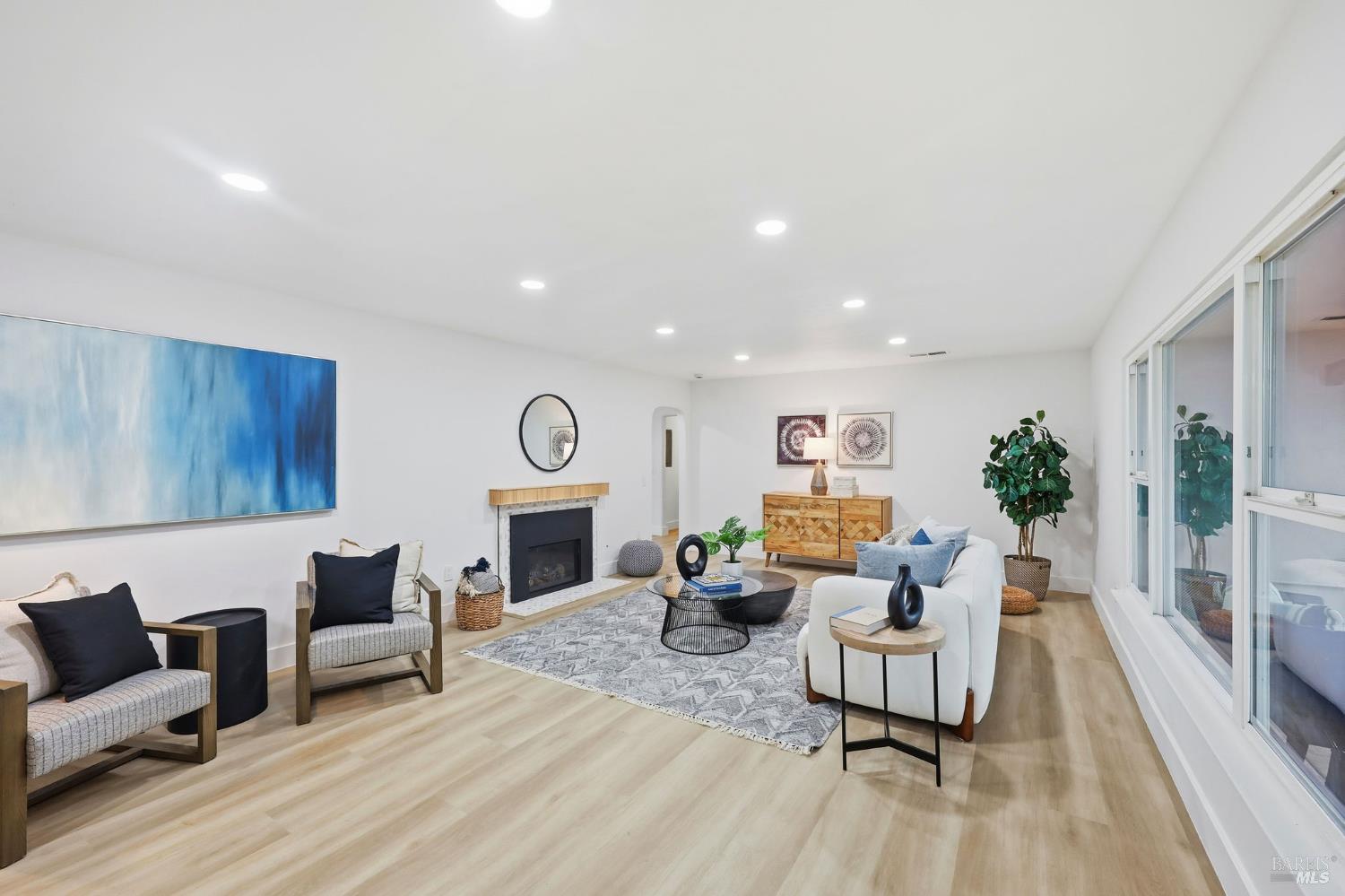 2132 Geary Drive