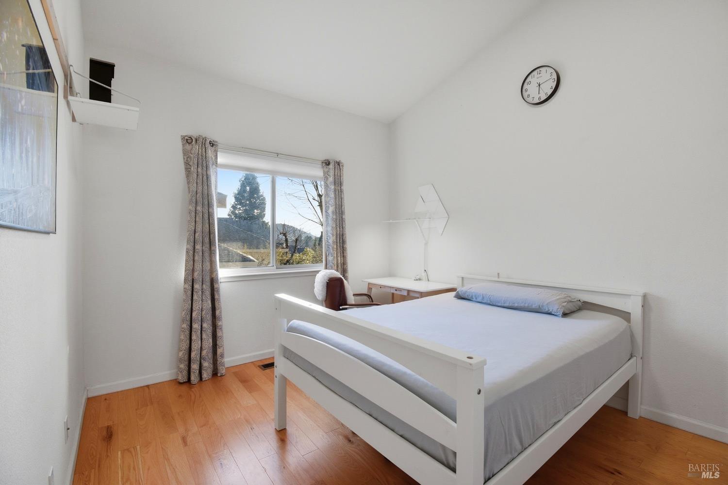 5828 Owl Hill Avenue