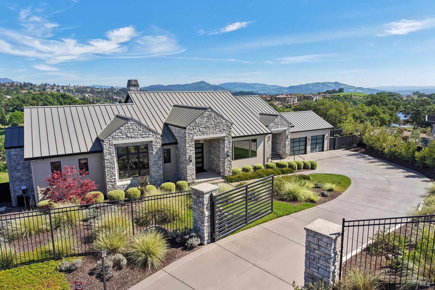3758 Skyfarm Drive Santa Rosa Ca 95403 326021761