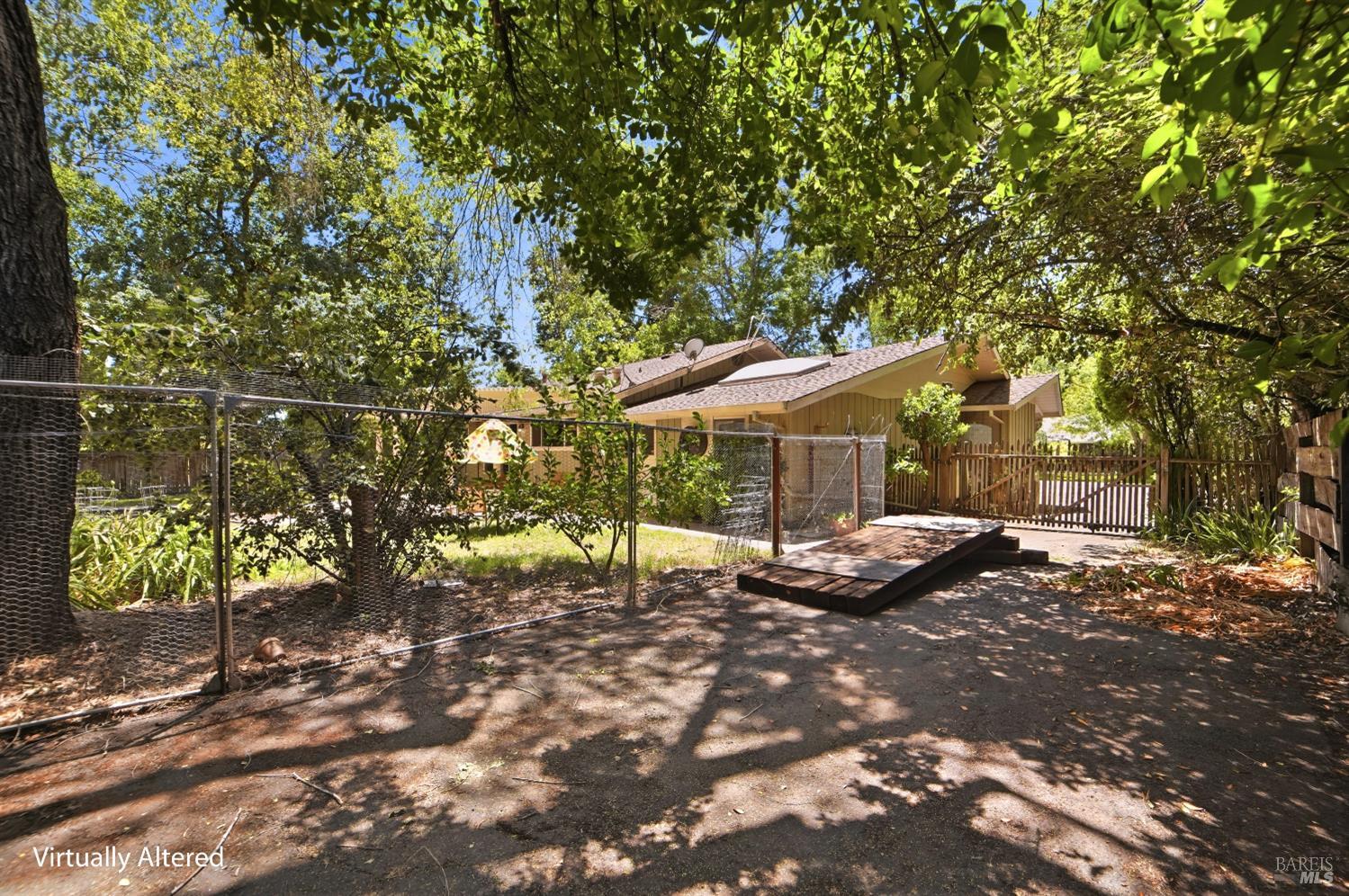 1768 Manor Drive