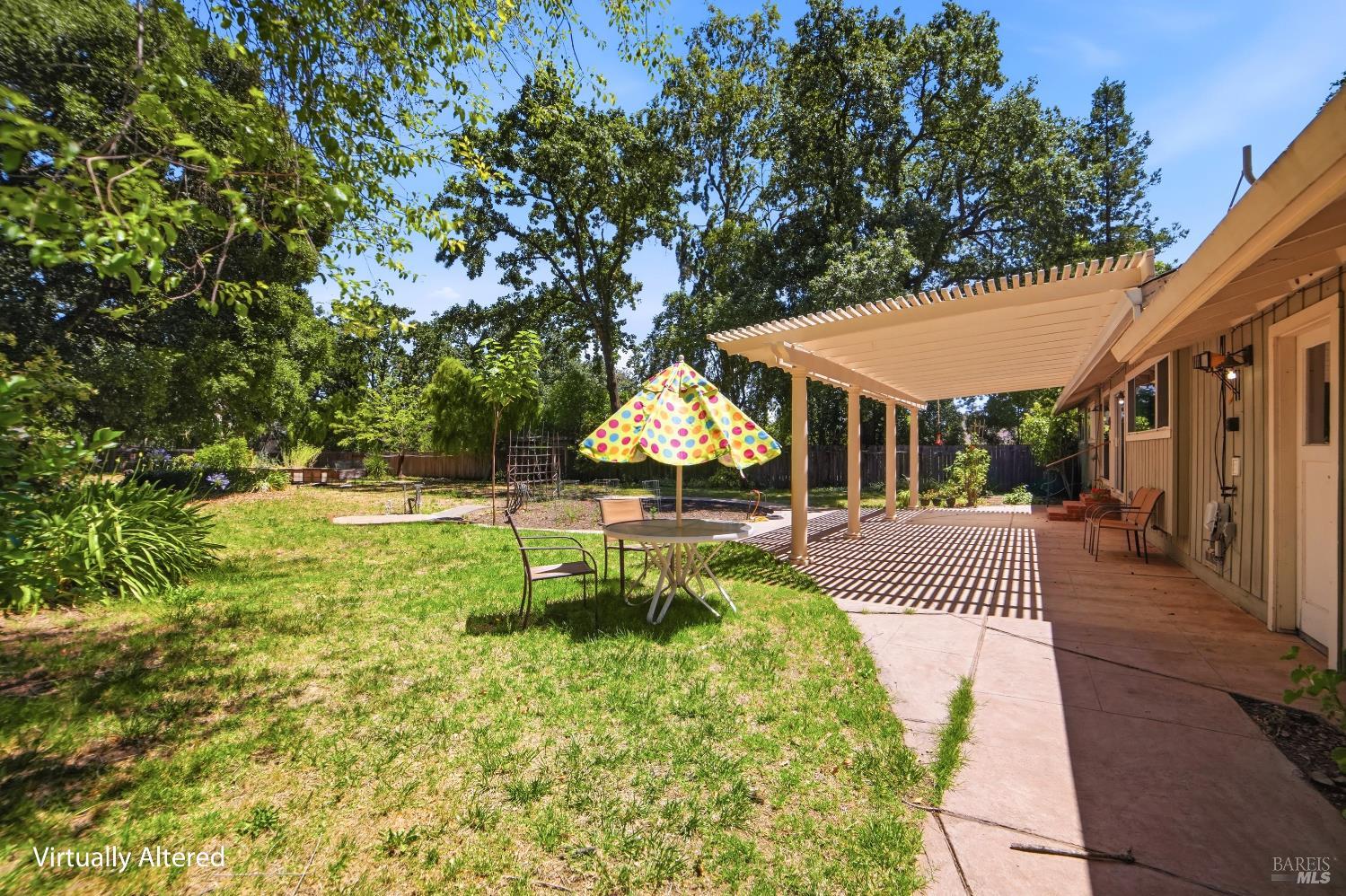 1768 Manor Drive