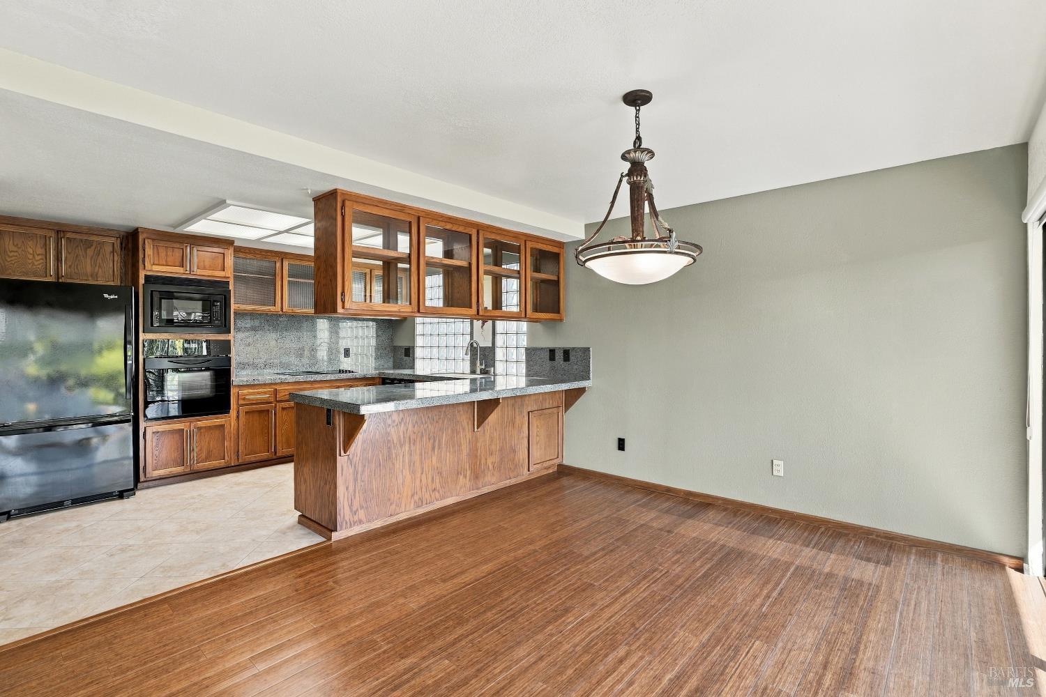 1672 Deer Run