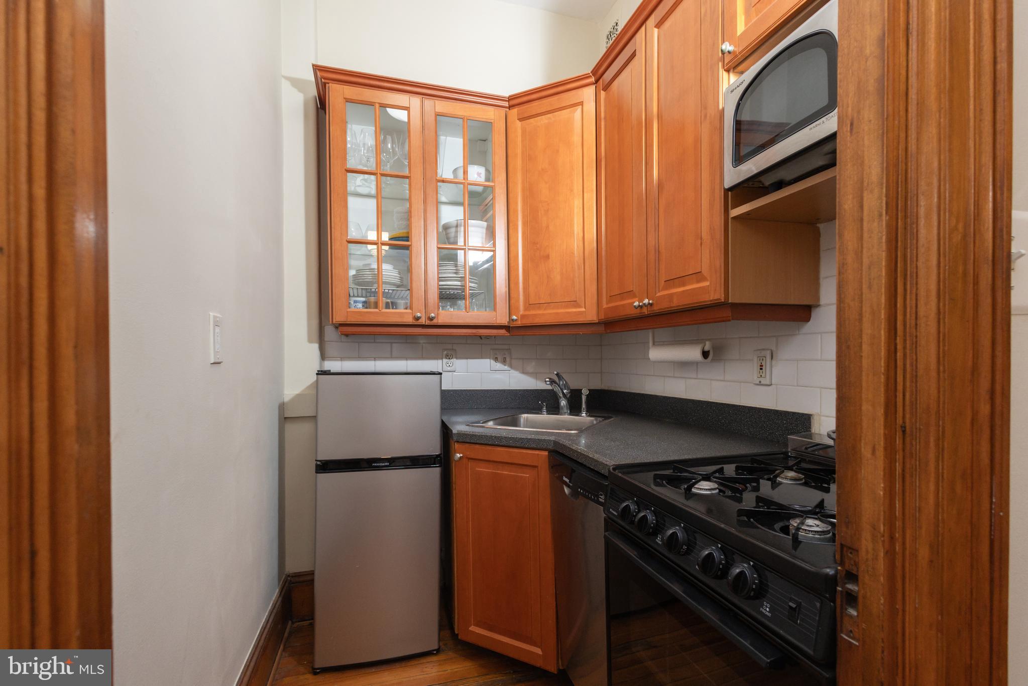 2220 20TH STREET NW 47