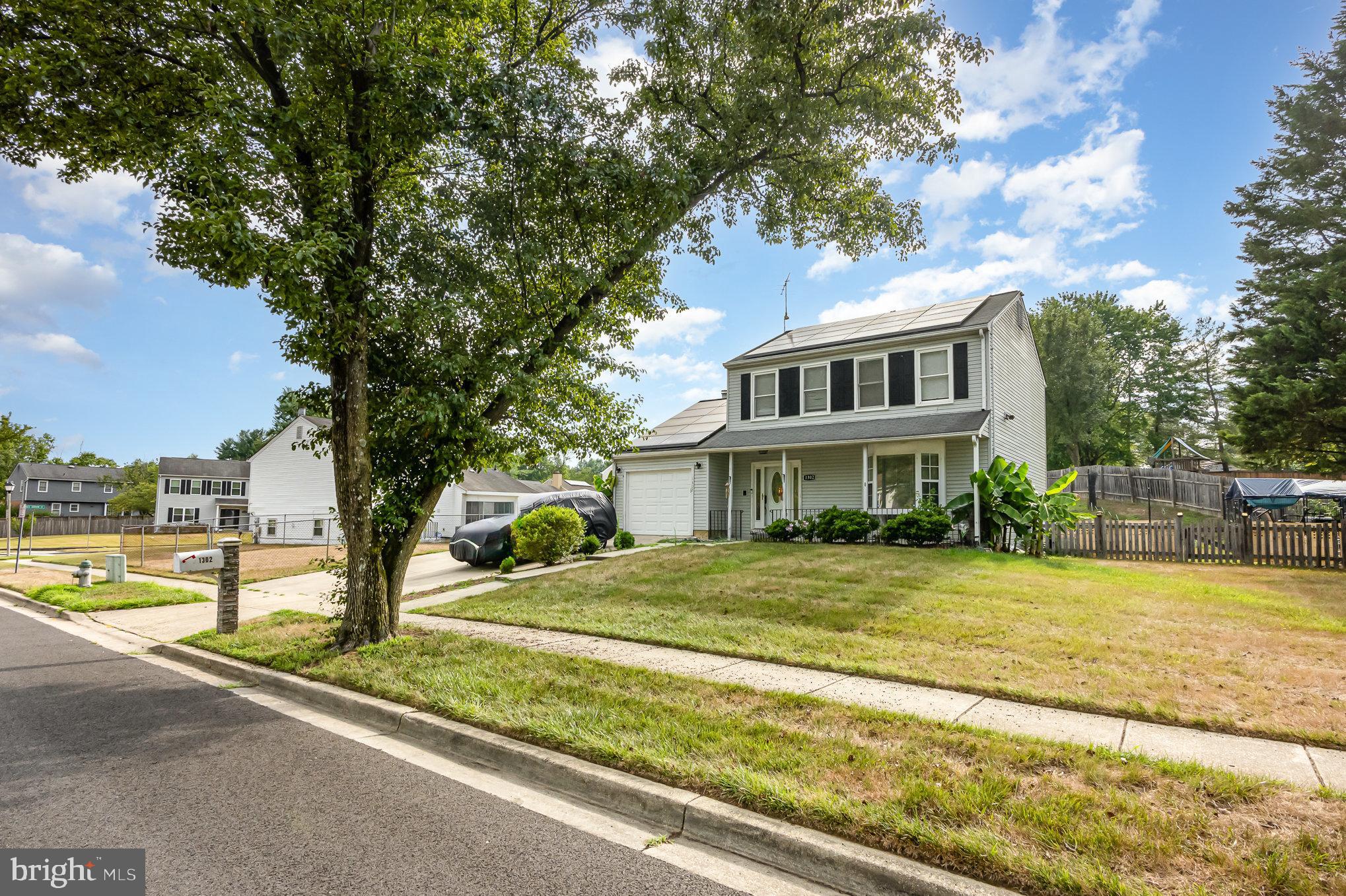 1302 Kings Valley Dr
