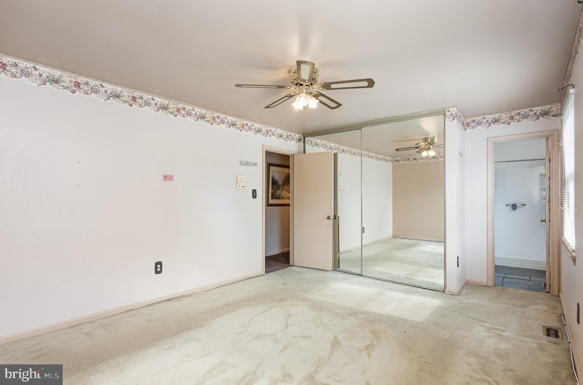 1302 Kings Valley Dr