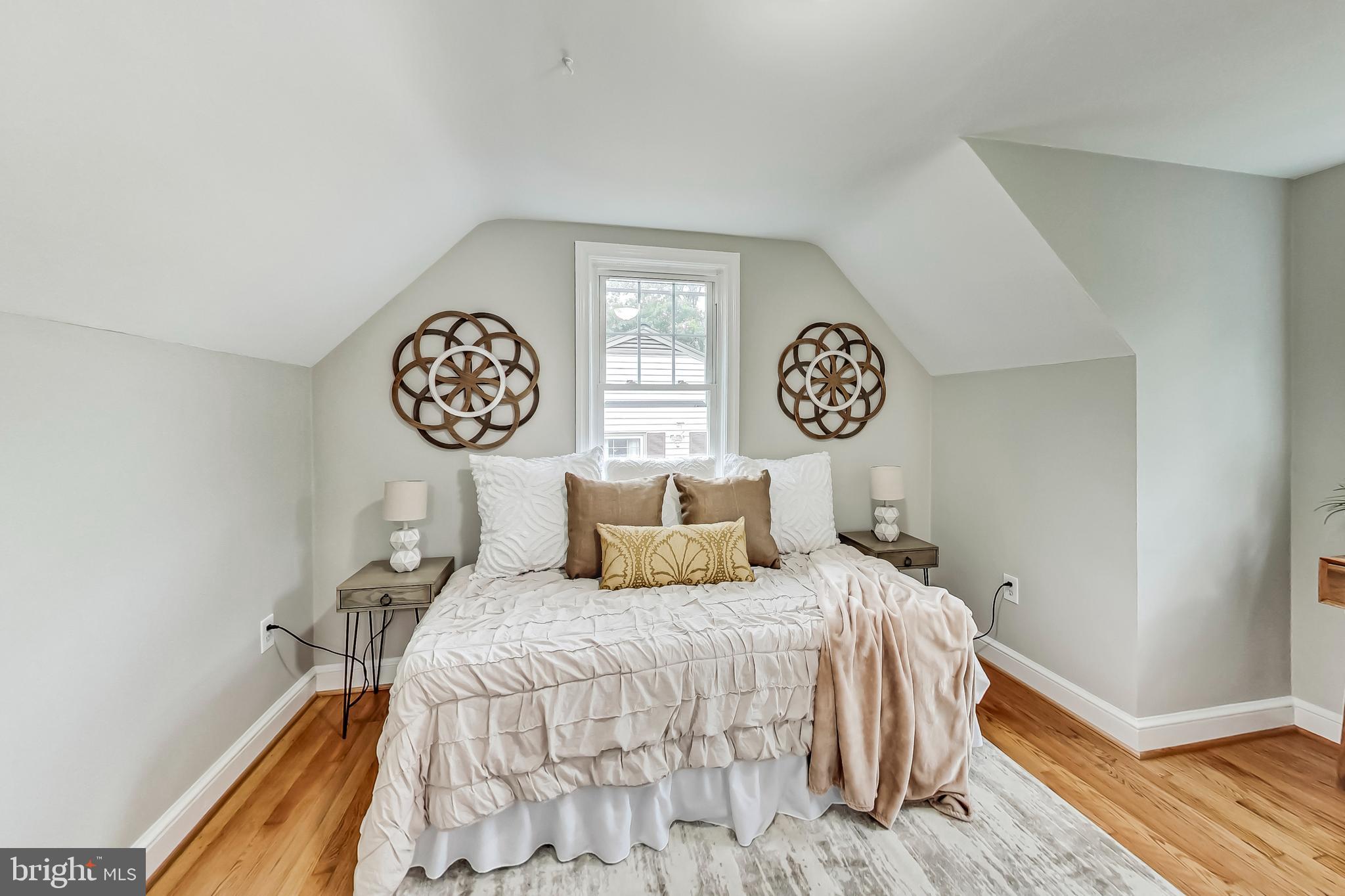 1405 S Greenbrier STREET