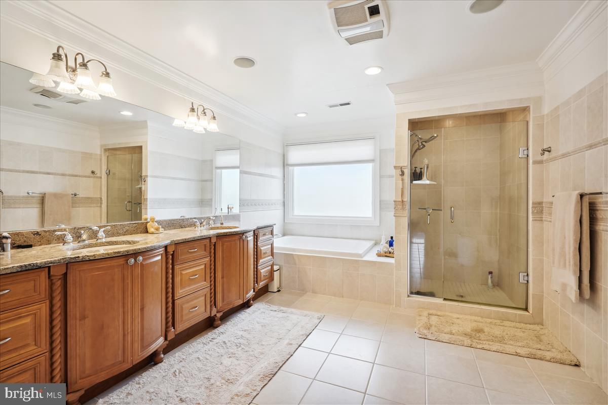 709 N Florida STREET