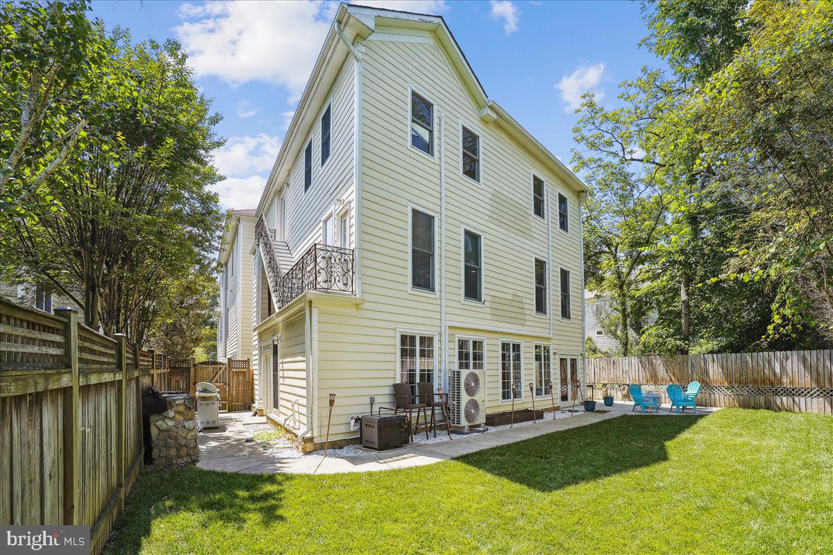 709 N Florida STREET