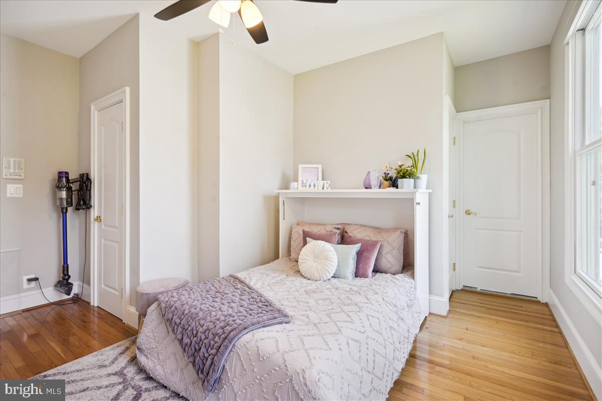 709 N Florida STREET