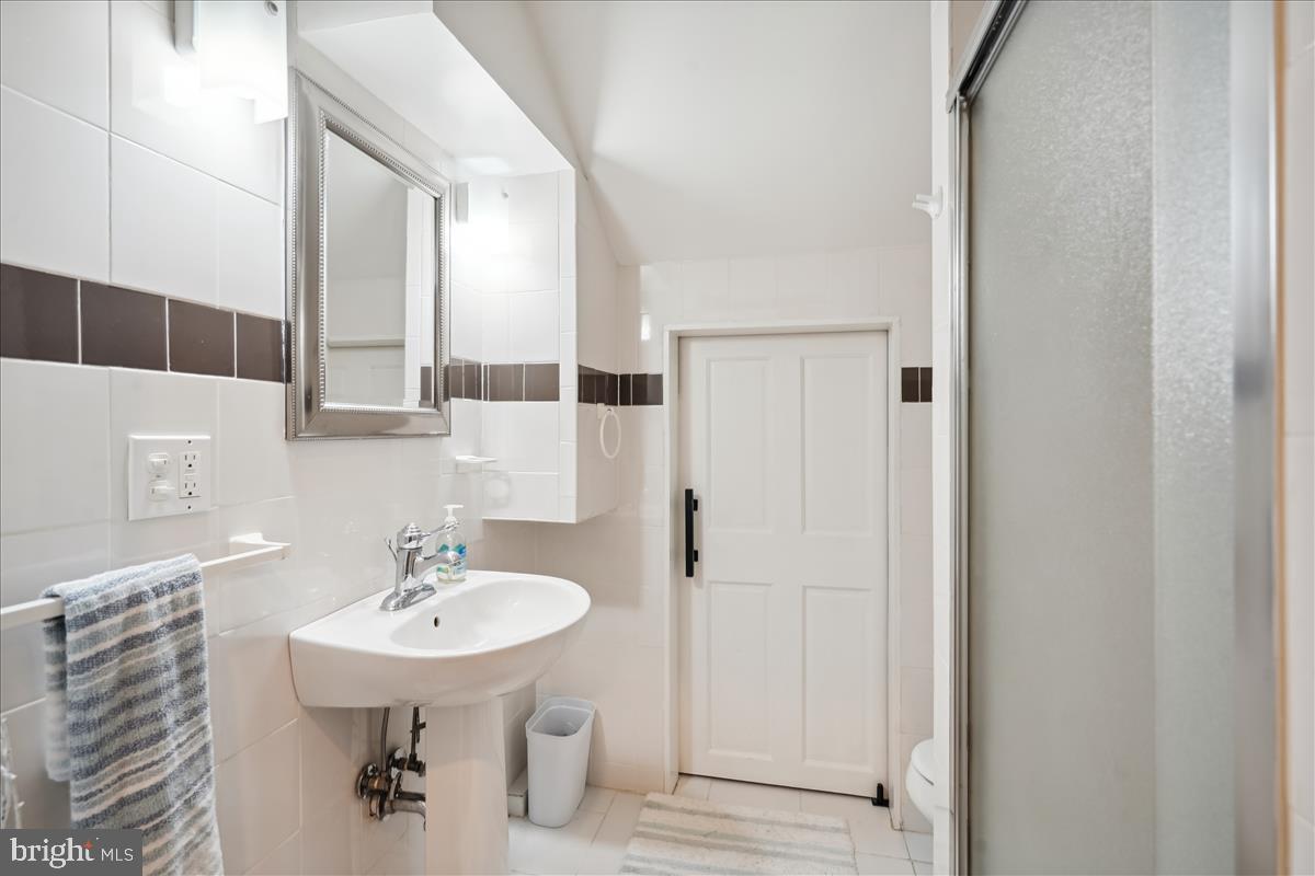 709 N Florida STREET