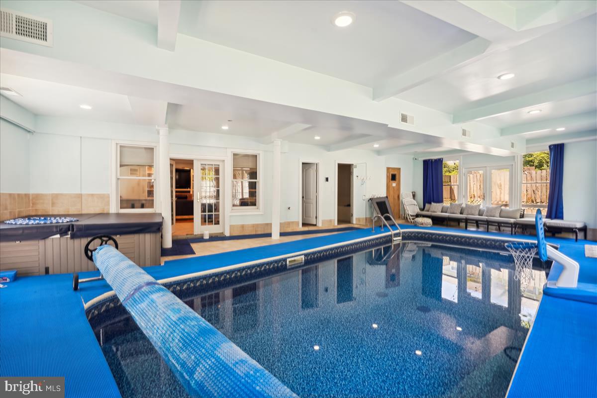 709 N Florida STREET