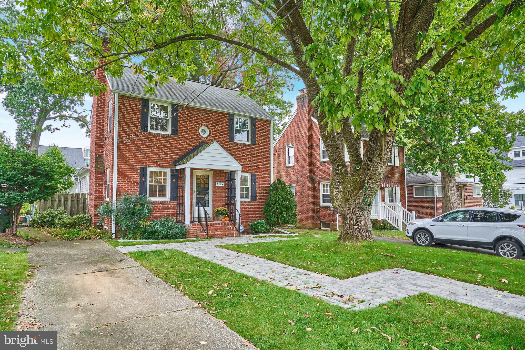 1309 N Stuart STREET
