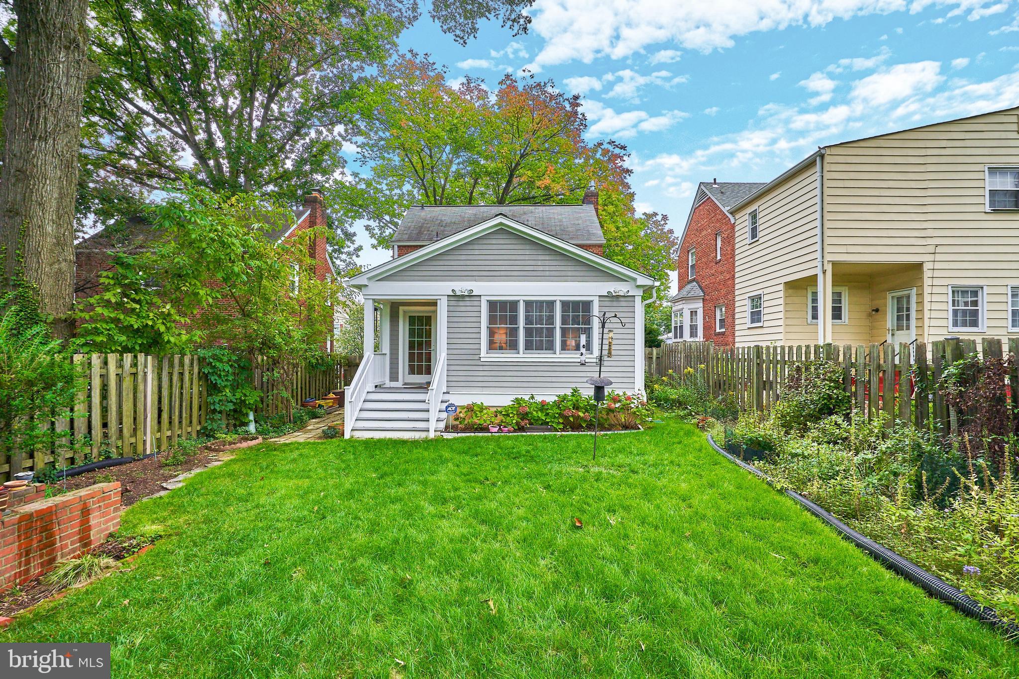 1309 N Stuart STREET