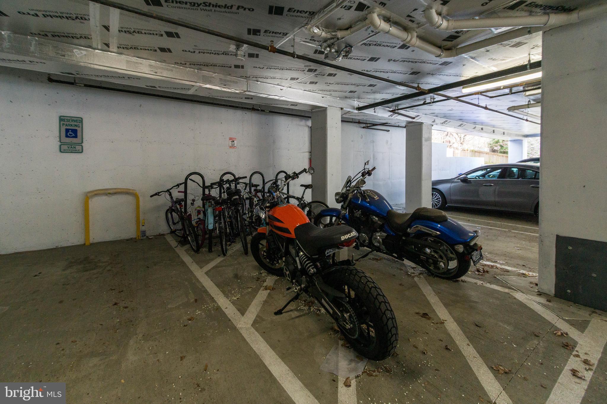 1245 N Pierce STREET Unit: 6