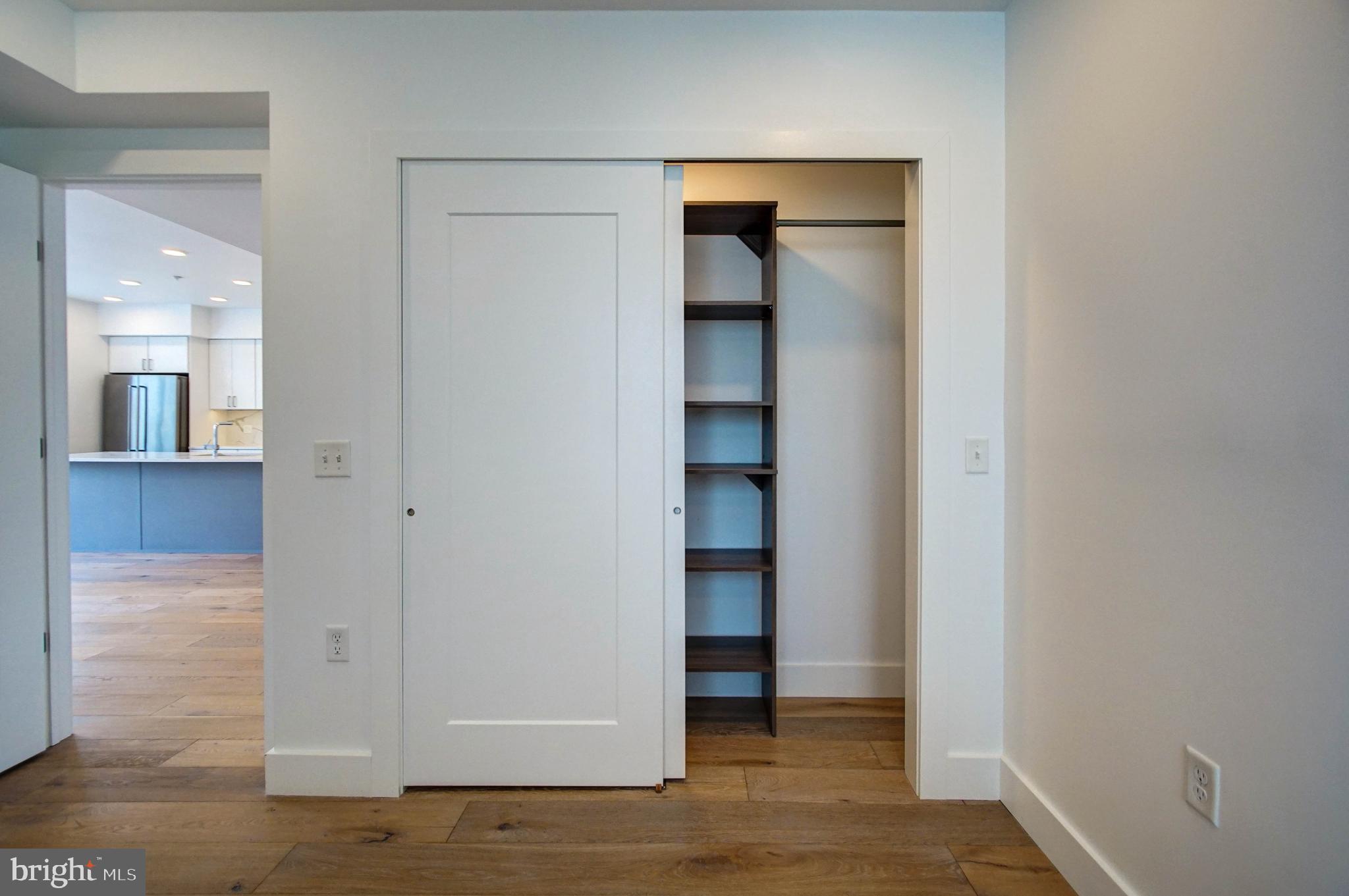 1245 N Pierce STREET Unit: 6