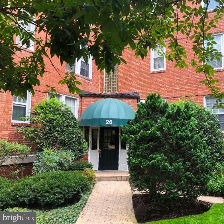 26 S Old Glebe ROAD Unit: 305-B