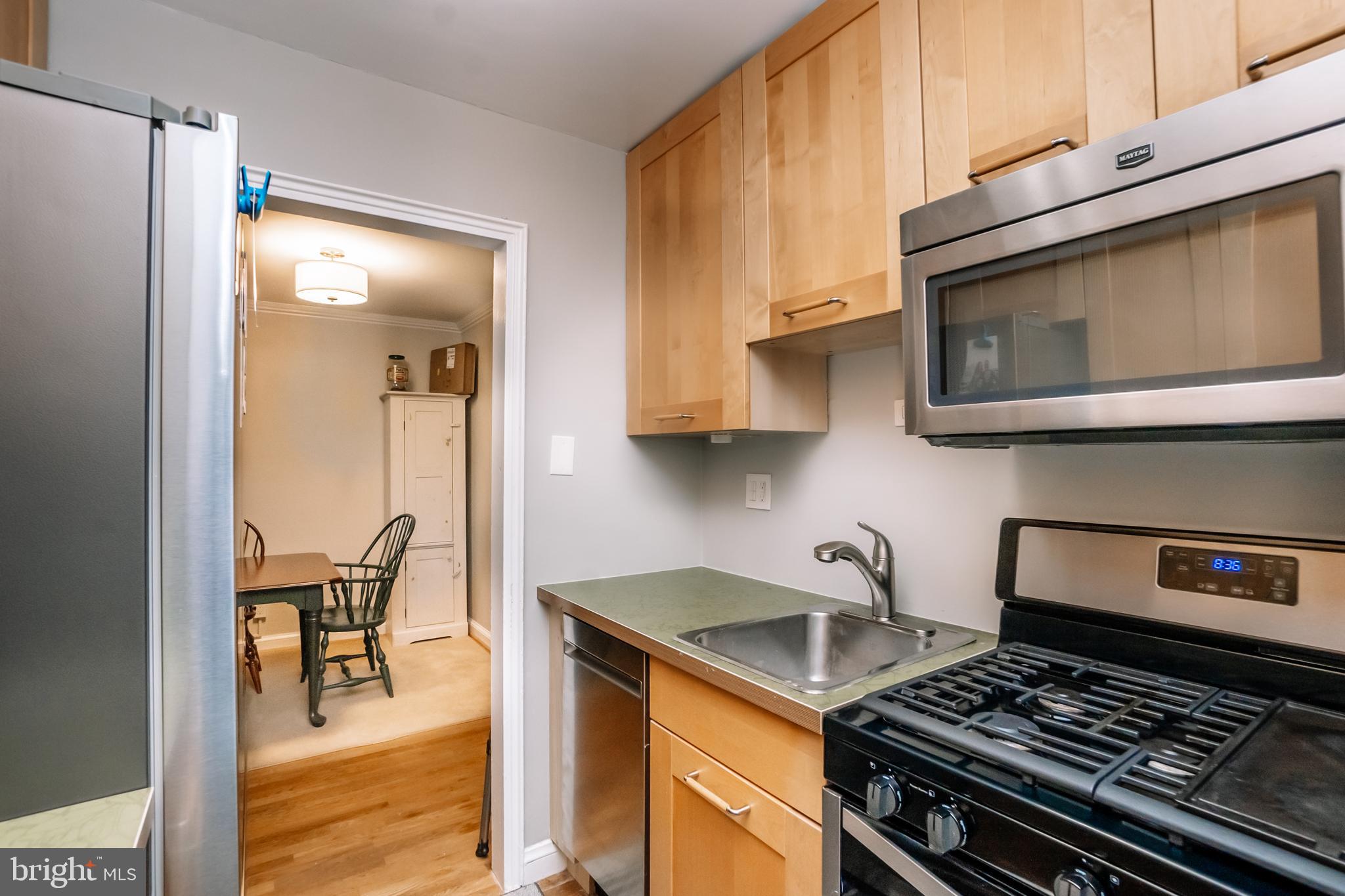 26 S Old Glebe ROAD Unit: 305-B