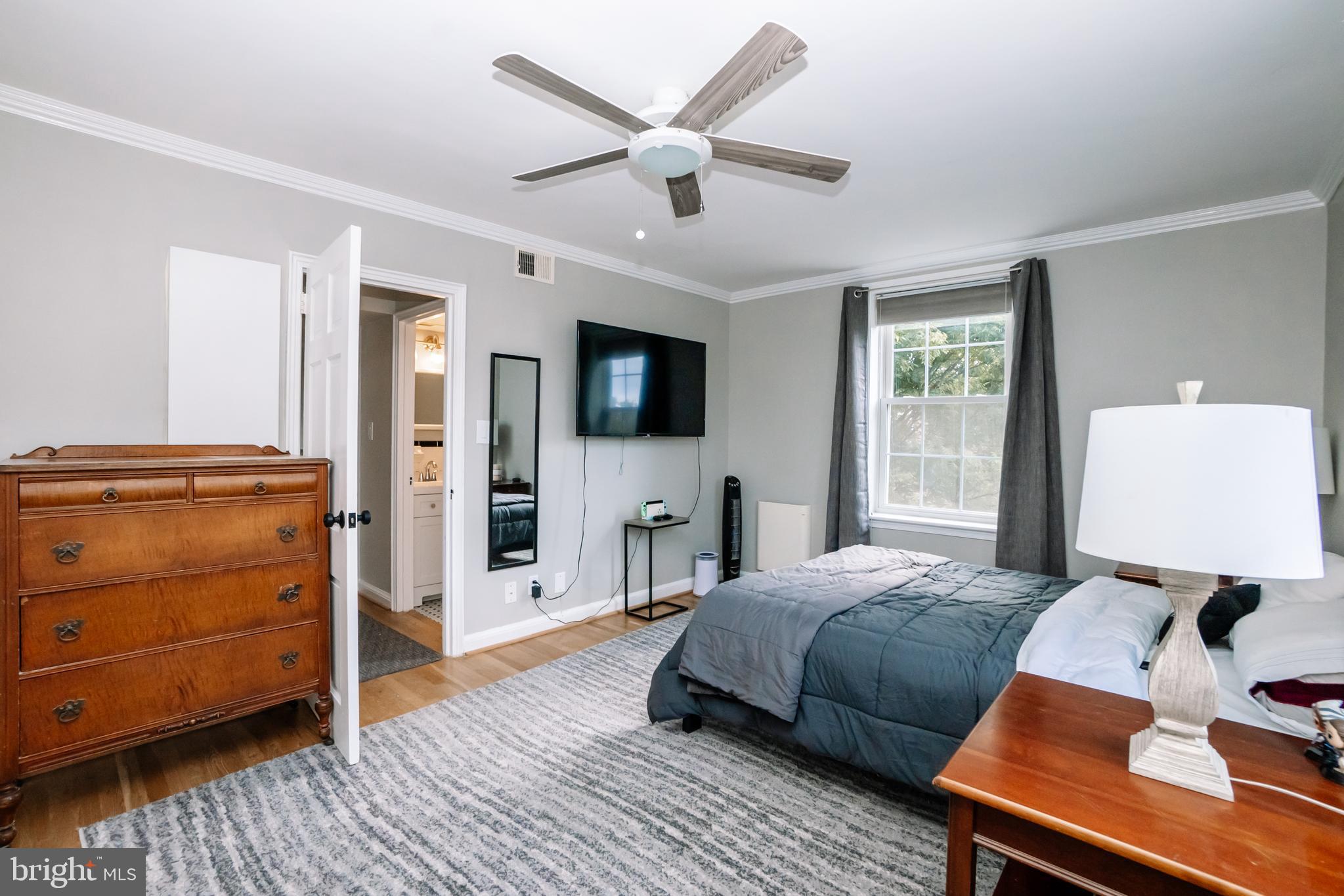 26 S Old Glebe ROAD Unit: 305-B