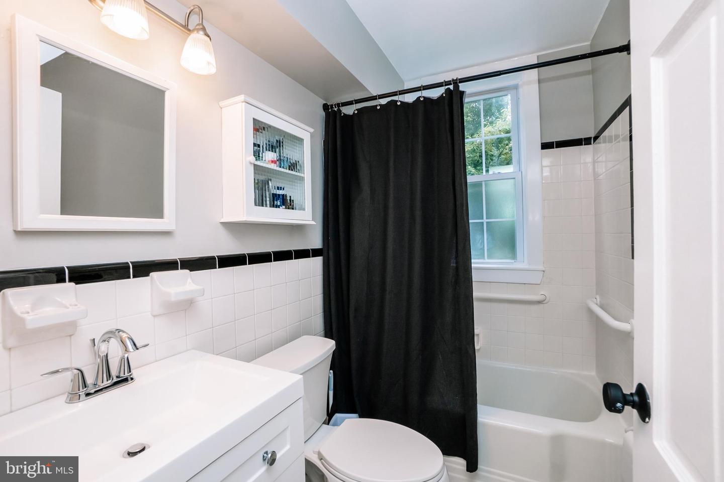 26 S Old Glebe ROAD Unit: 305-B