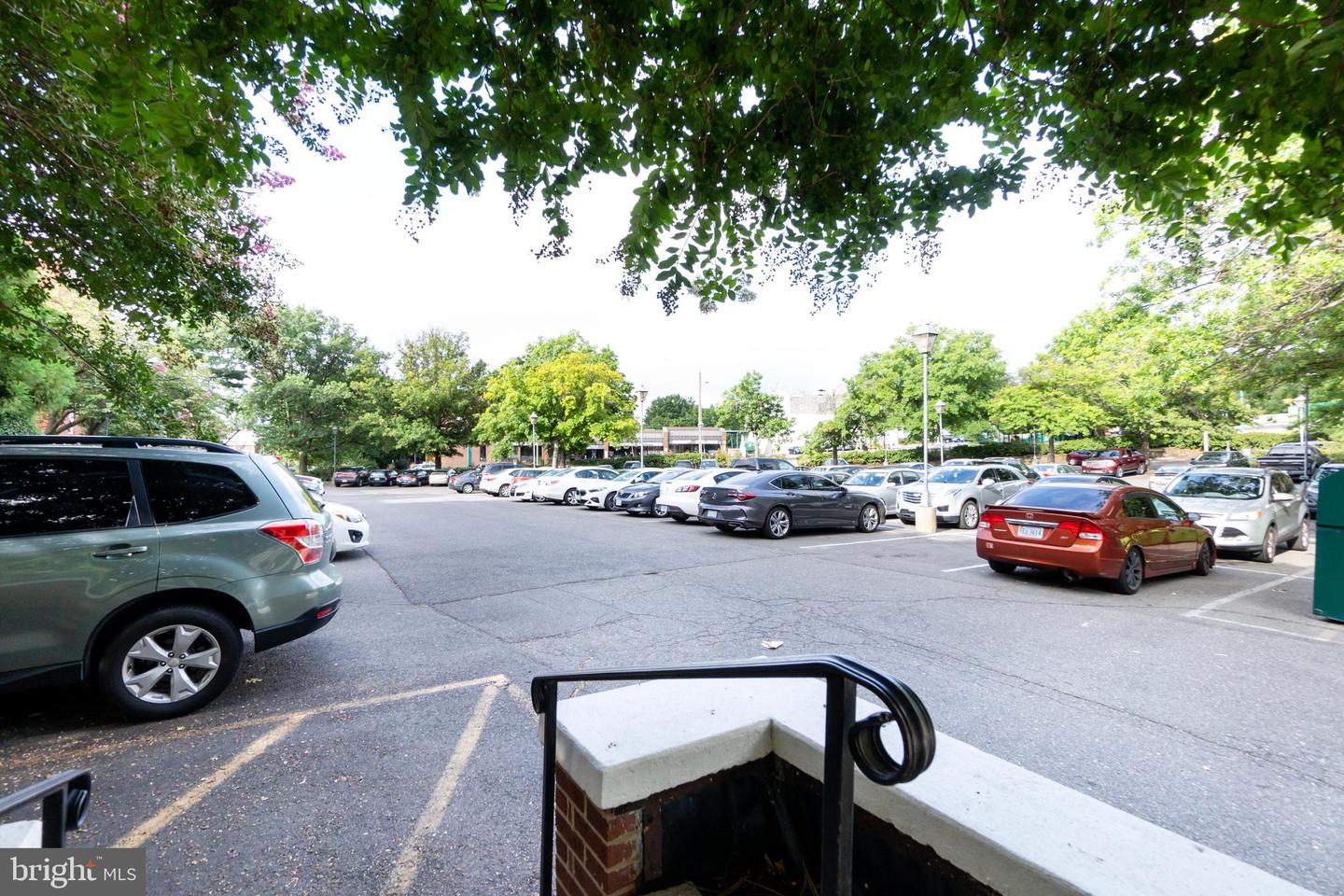 26 S Old Glebe ROAD Unit: 305-B