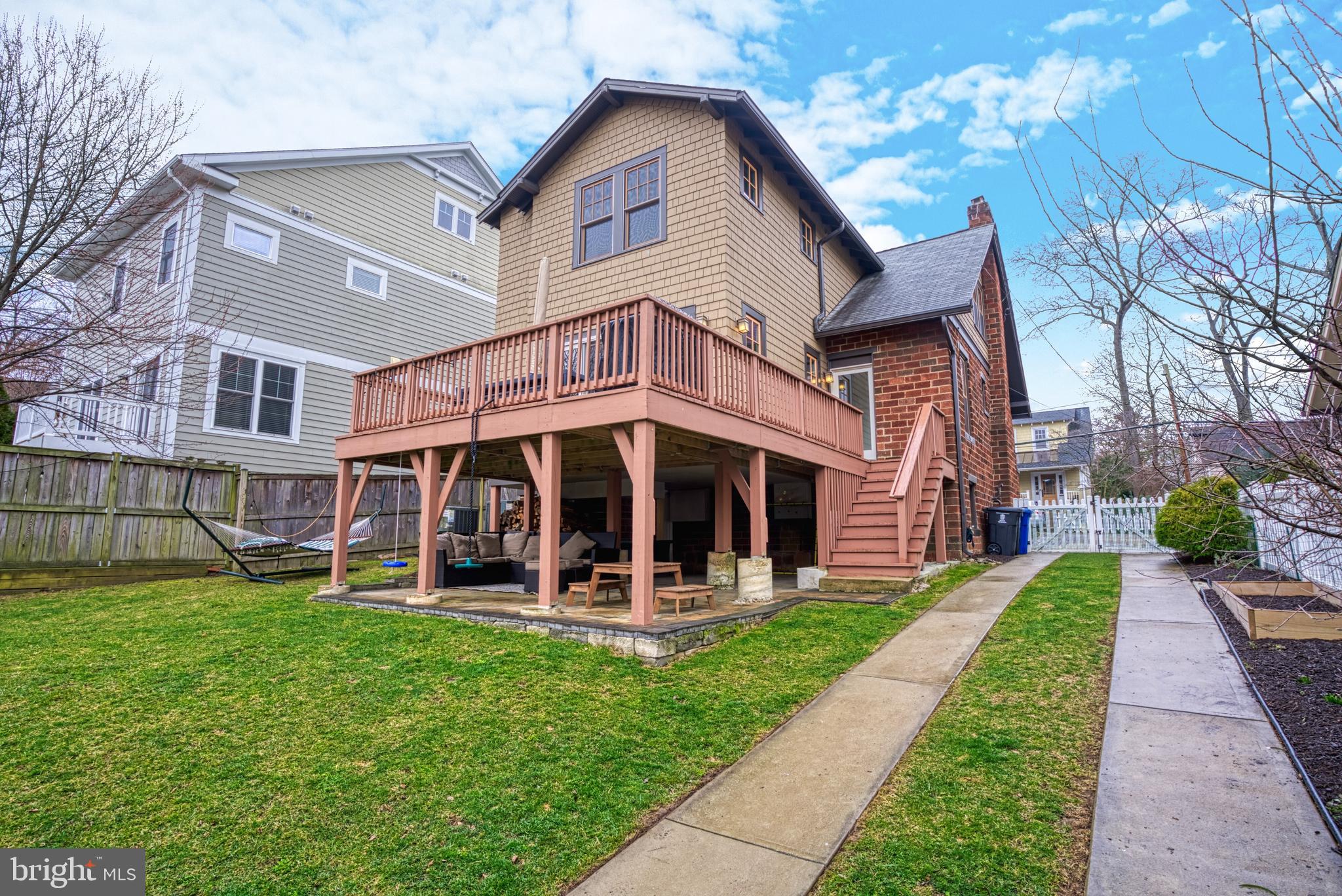 205 N Fillmore St