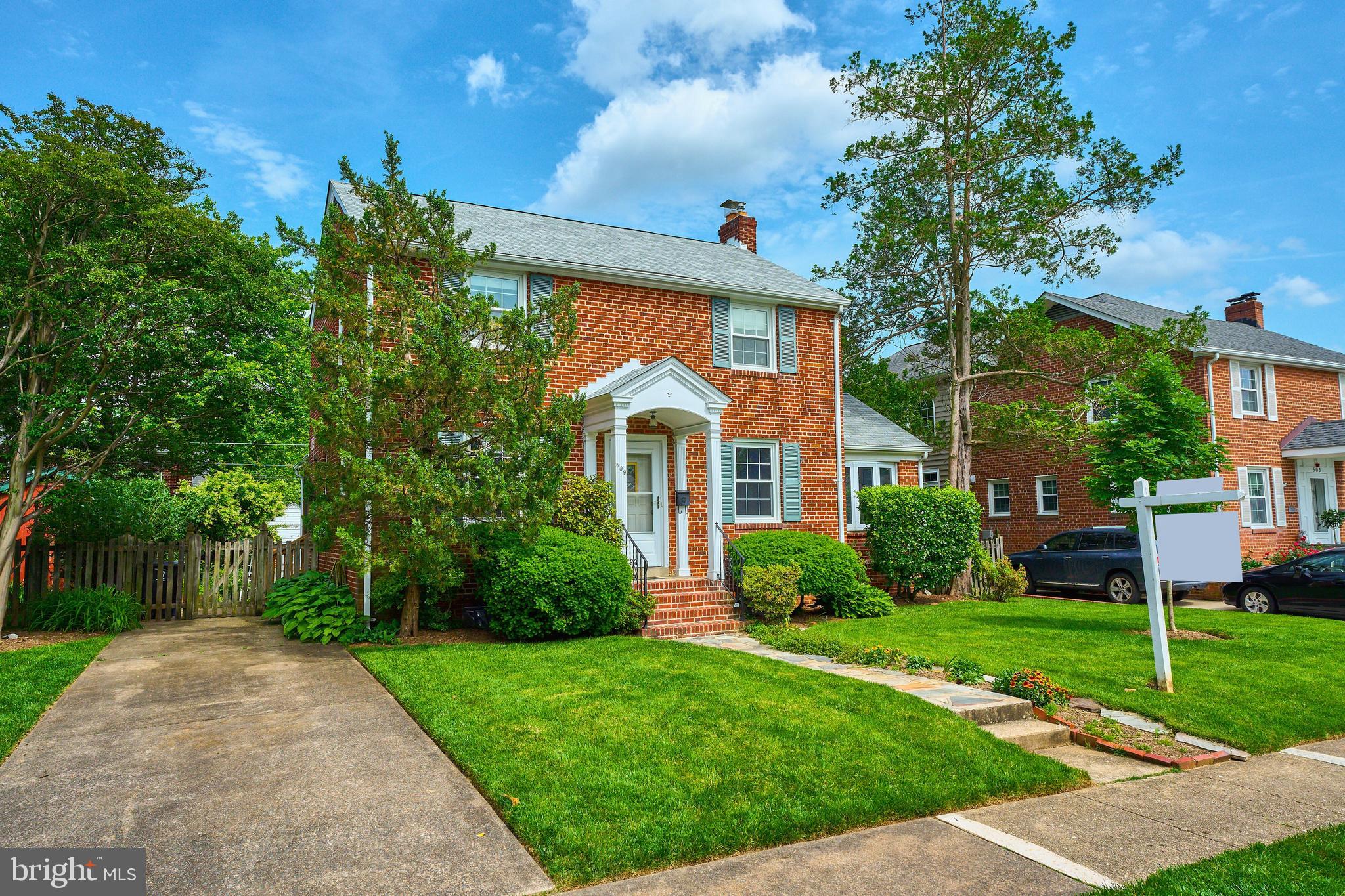 509 N Oxford St