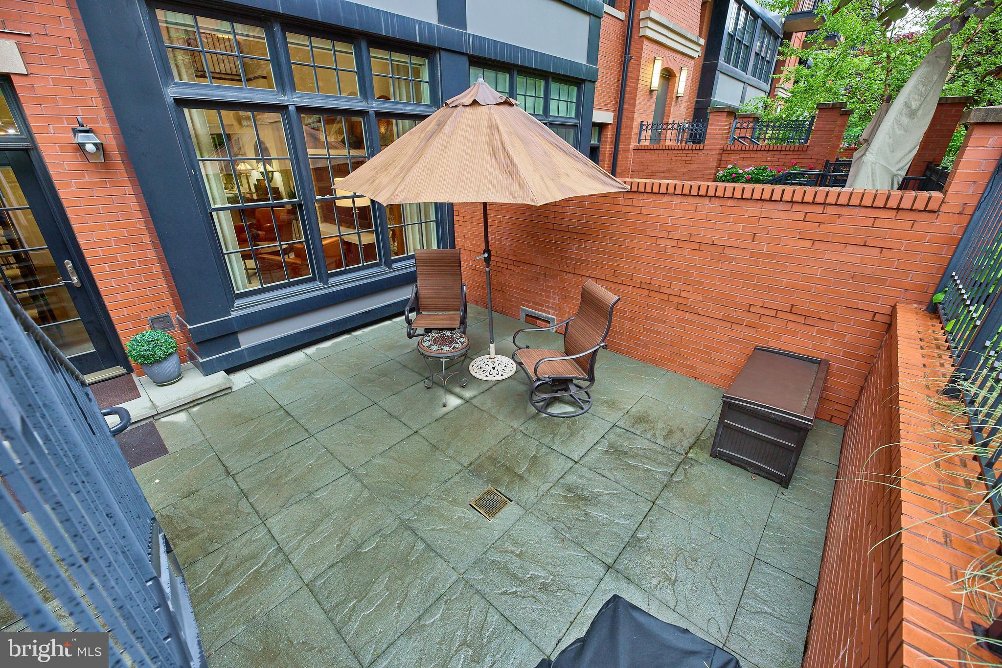 1610 N Queen St #251