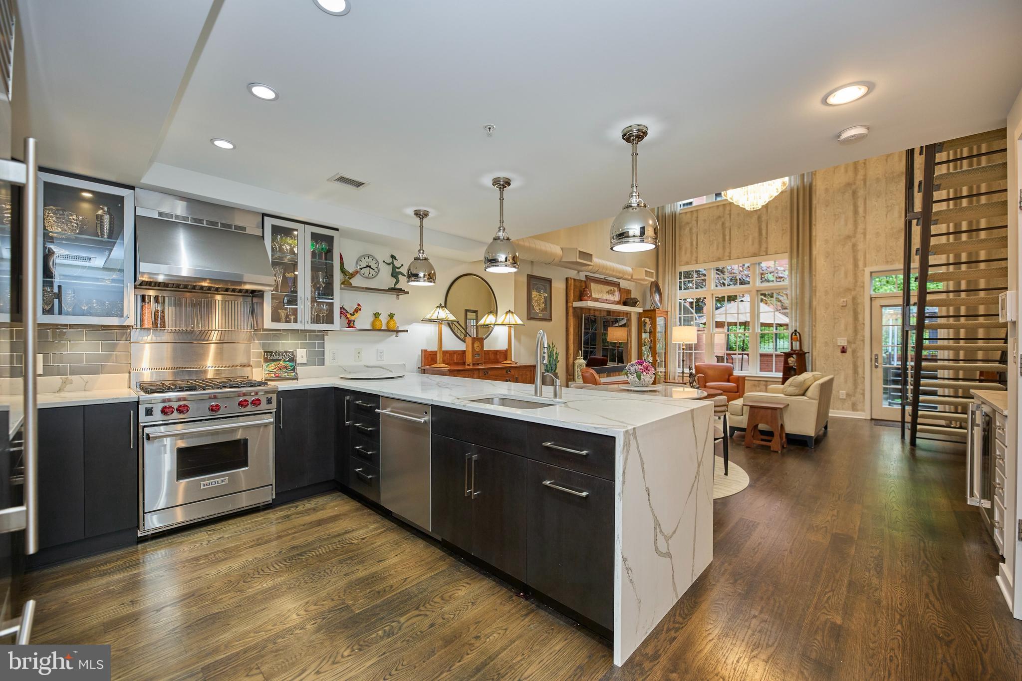 1610 N Queen St #251
