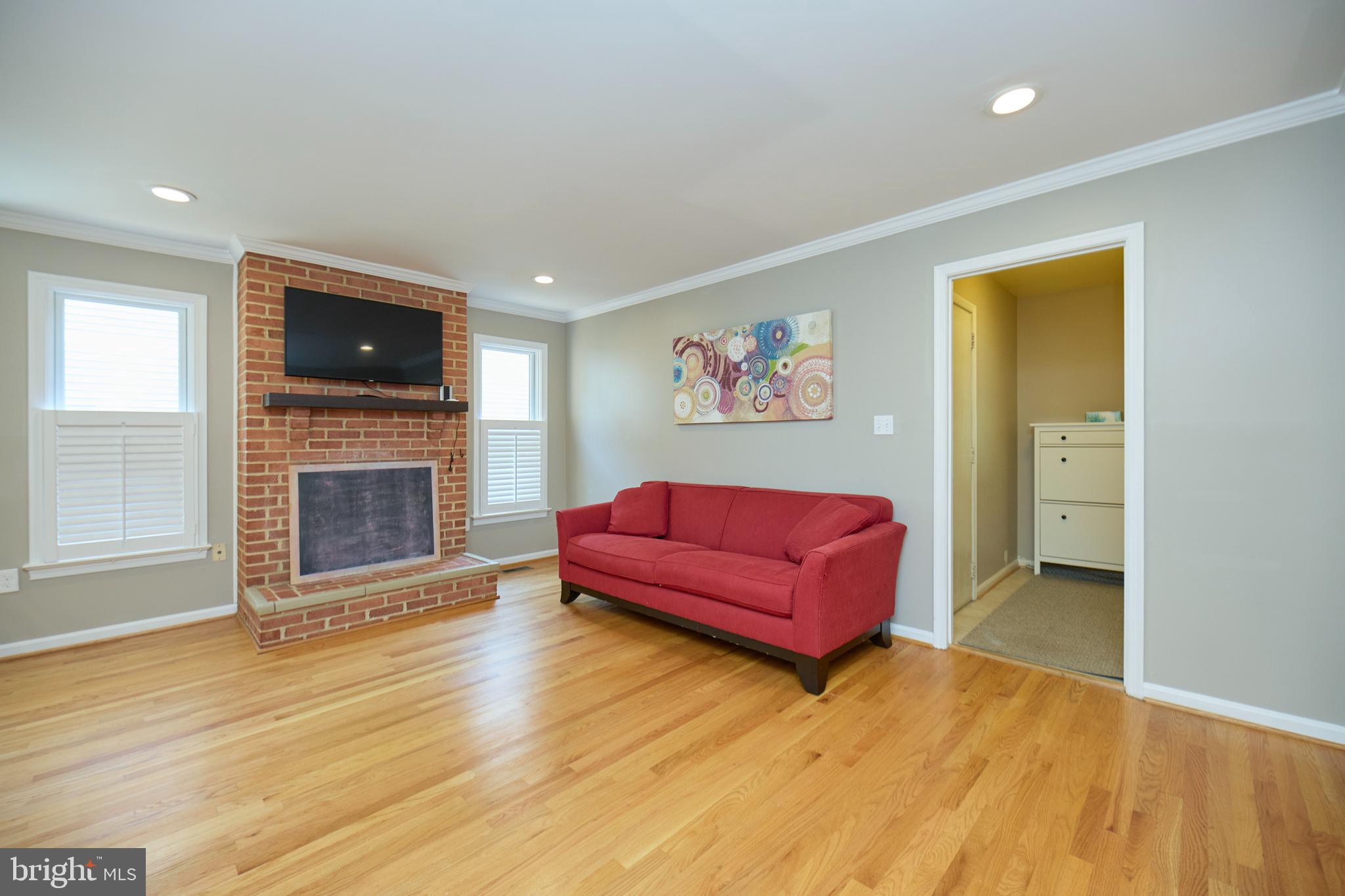 31 N HIGHLAND ST