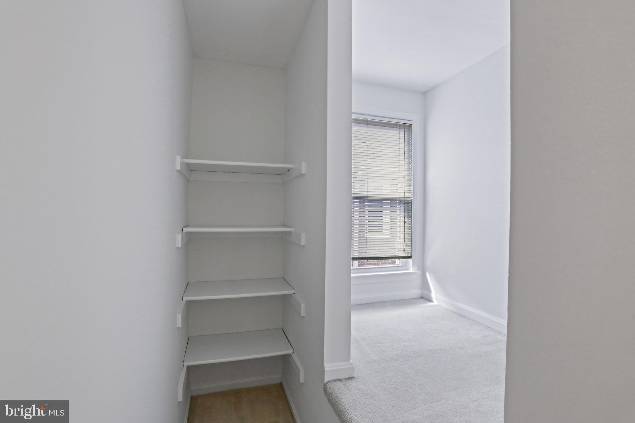 4806 Fairfax Dr #5