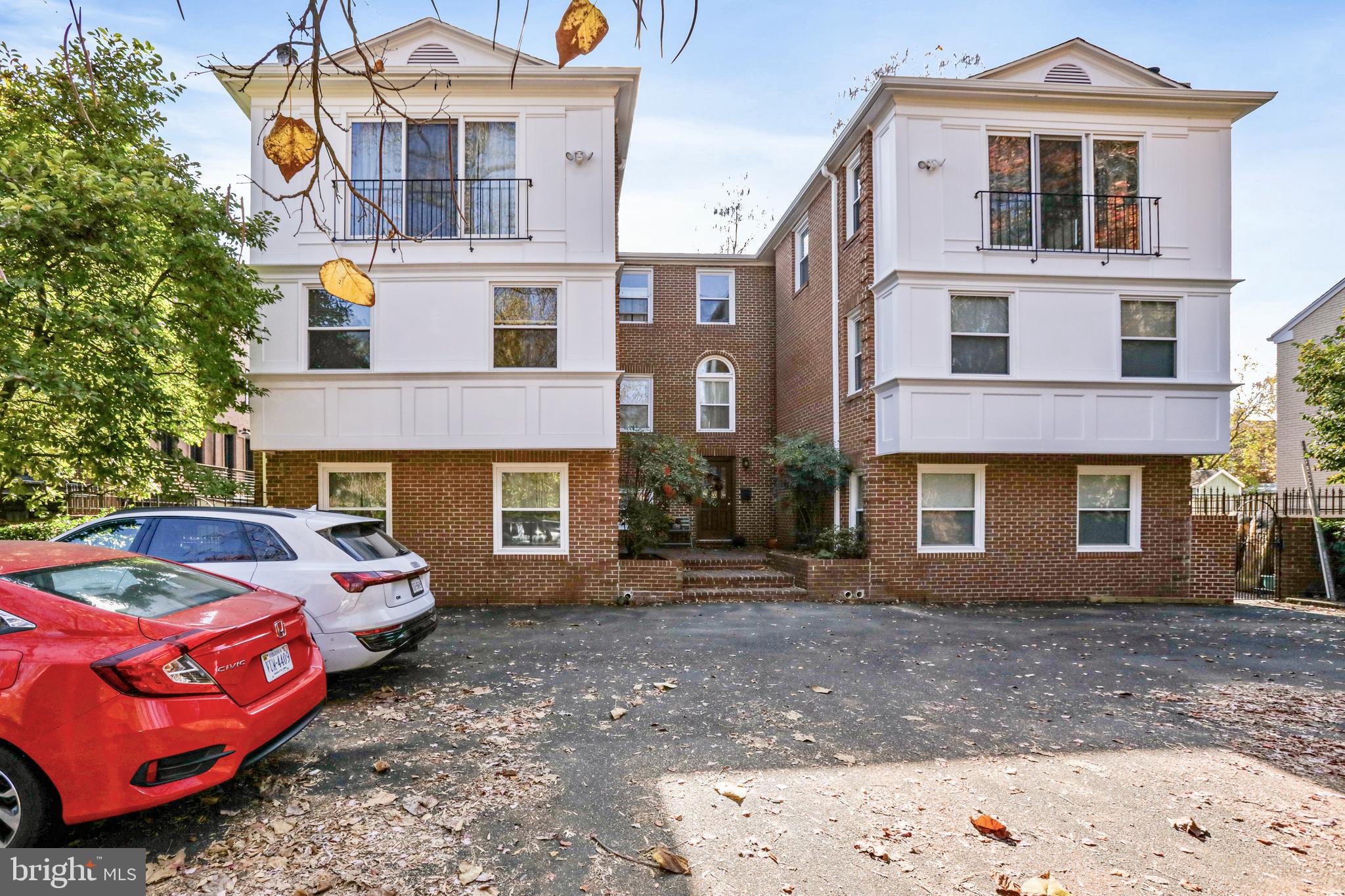 4806 Fairfax Dr #5