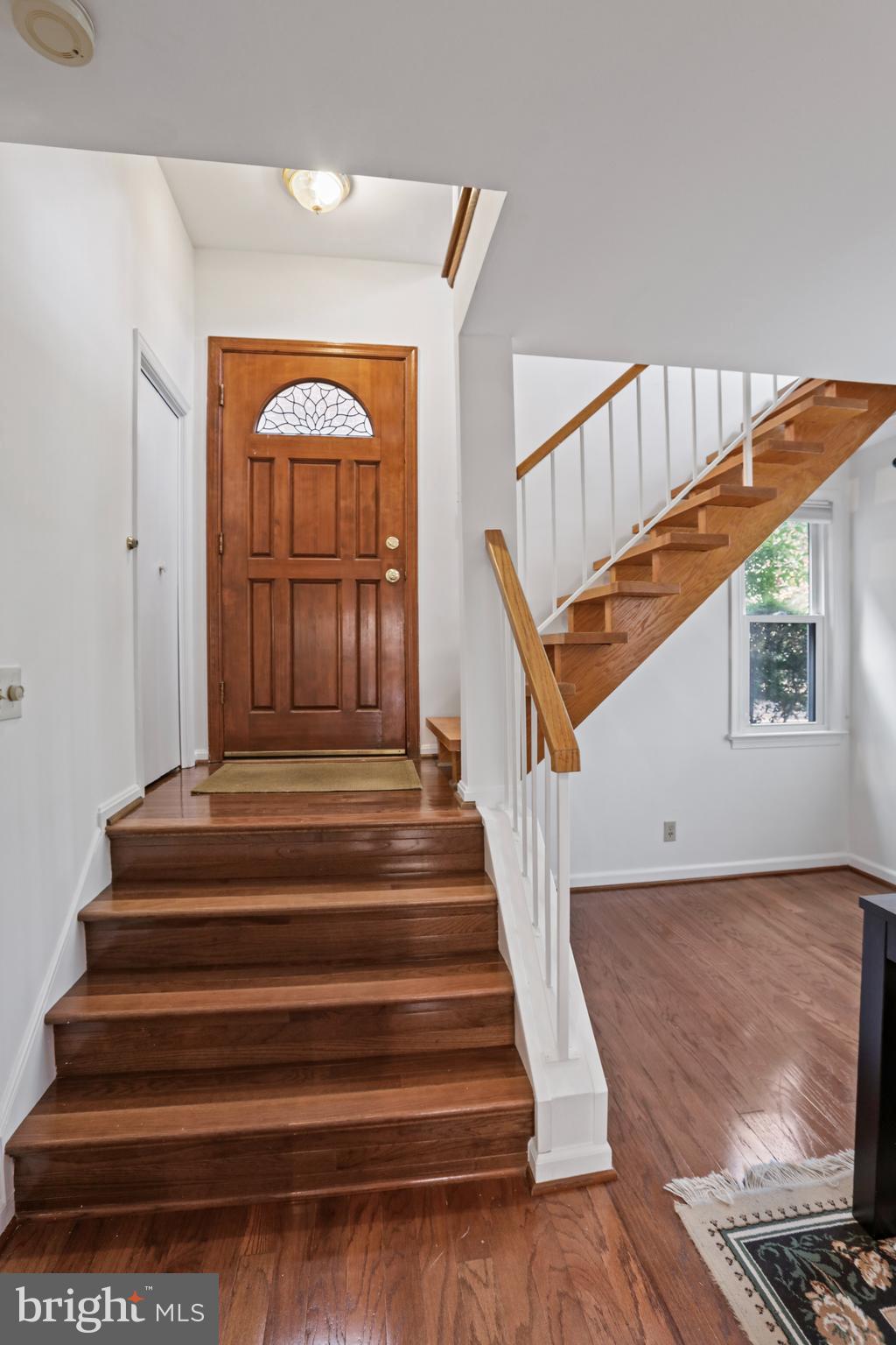 4806 Fairfax Dr #5