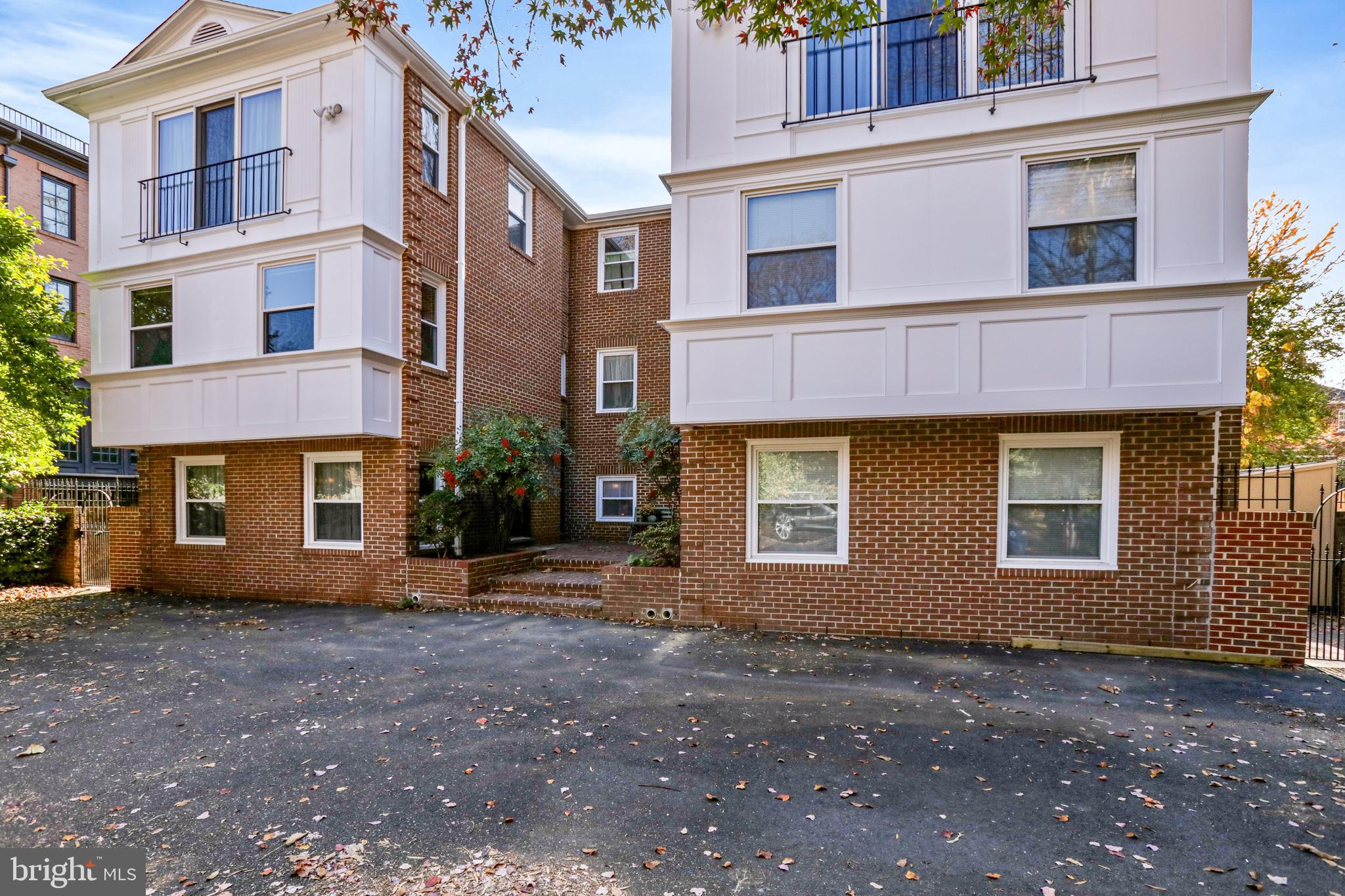 4806 Fairfax Dr #5