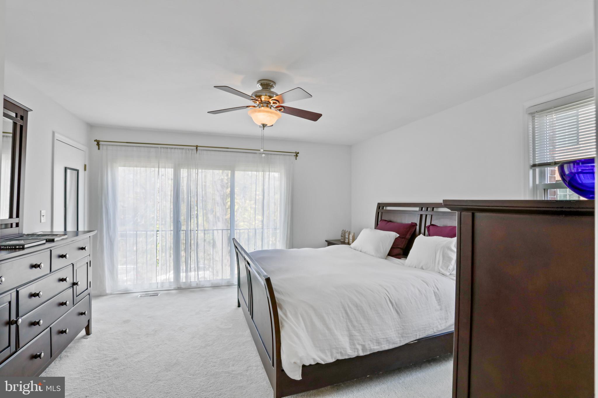 4806 Fairfax Dr #5