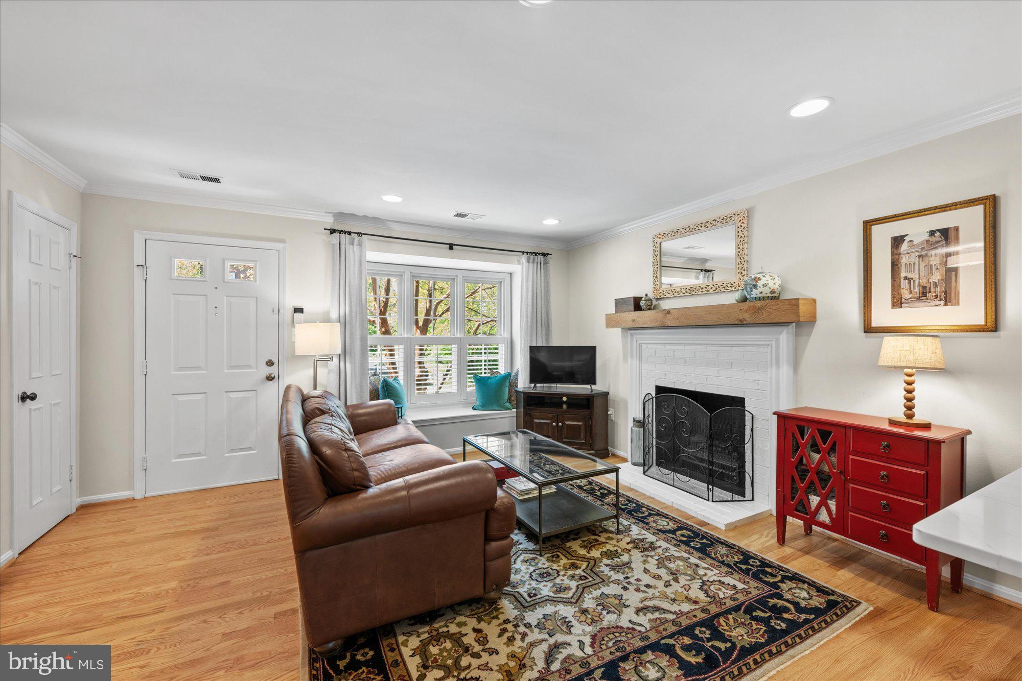 2534 FAIRFAX DRIVE 5BII