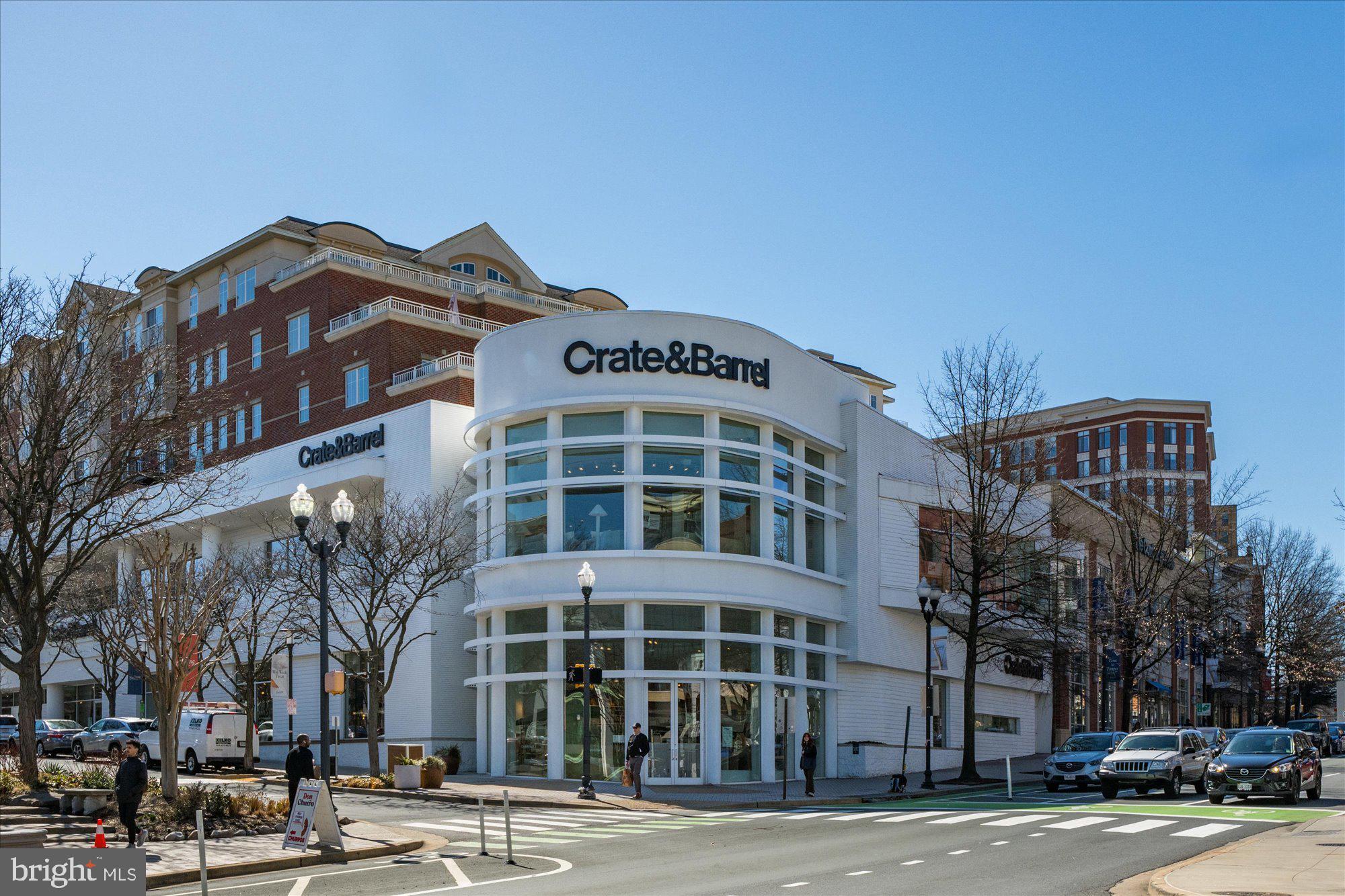 2534 FAIRFAX DRIVE 5BII