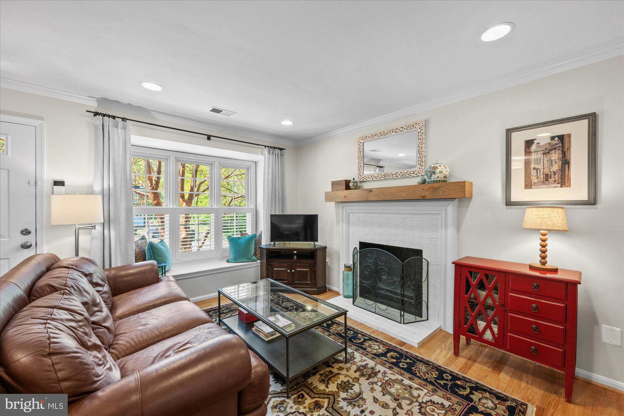 2534 FAIRFAX DRIVE 5BII