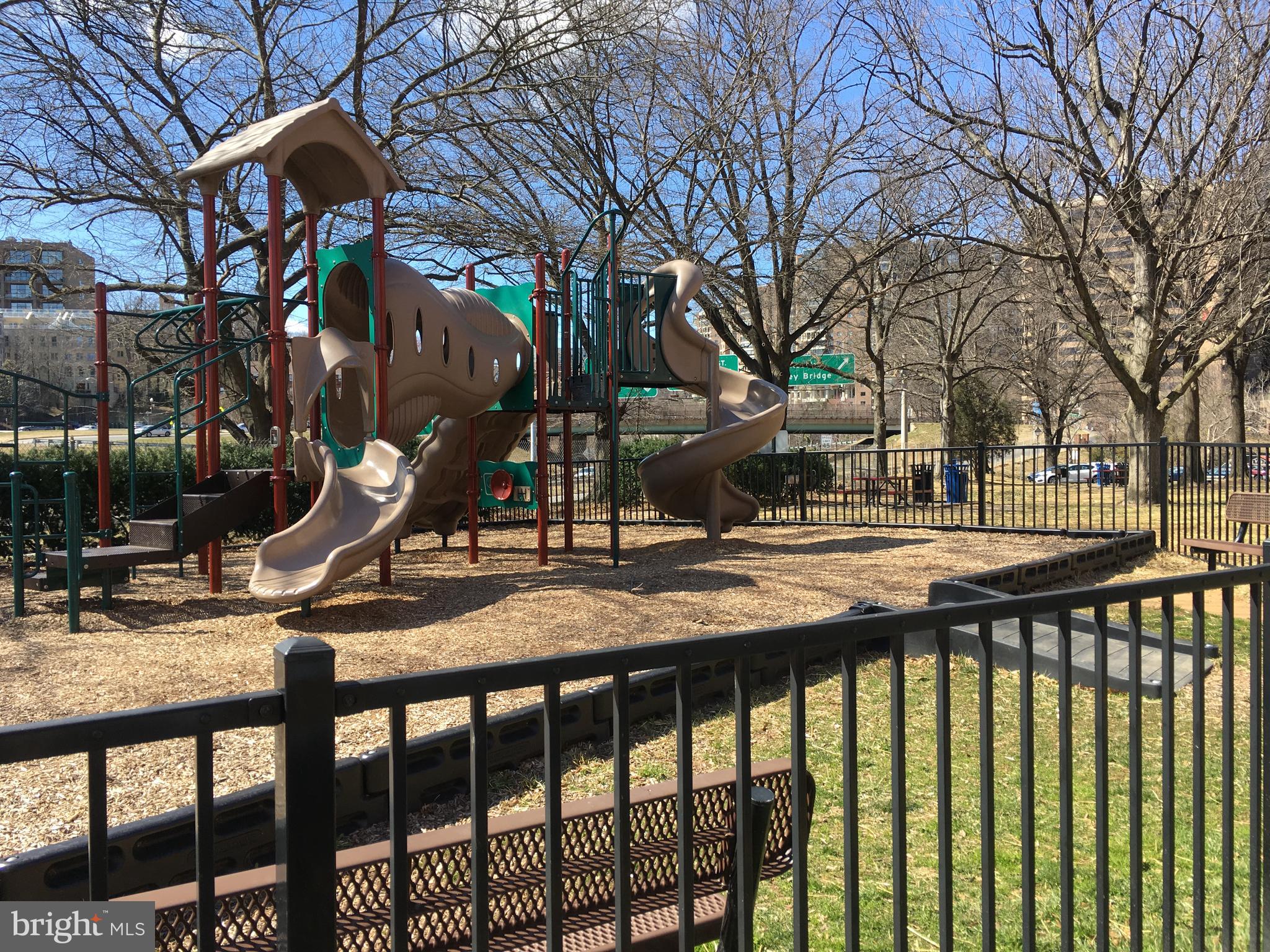 1121 ARLINGTON BOULEVARD 708