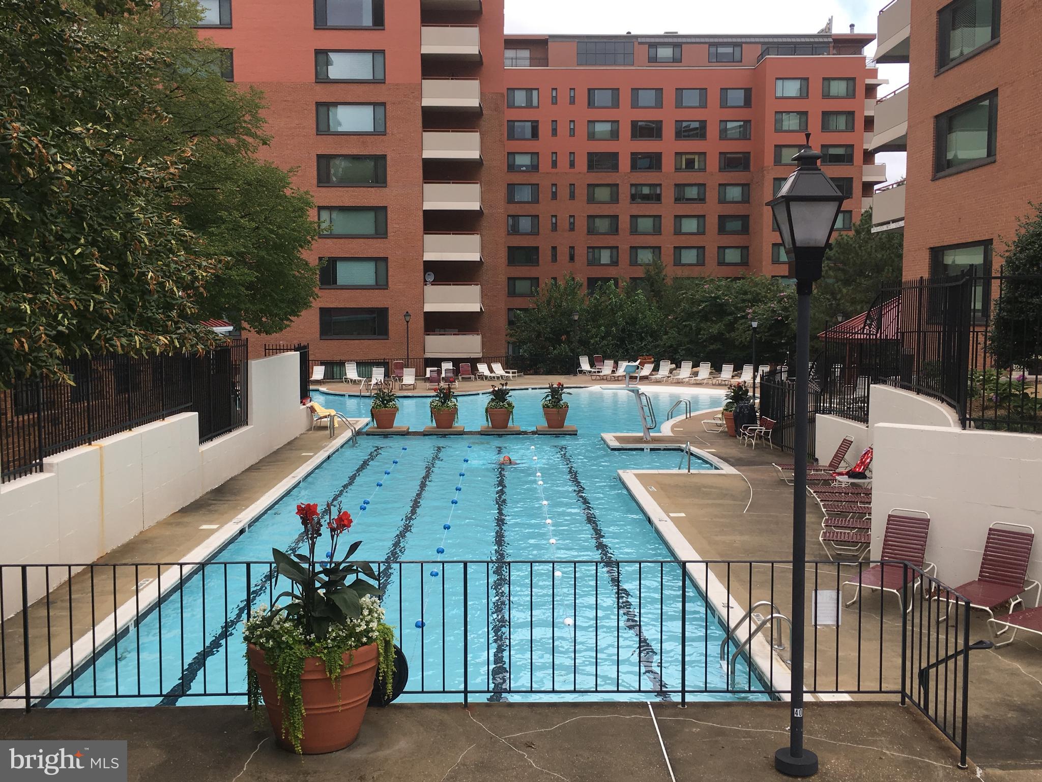 1121 ARLINGTON BOULEVARD 708