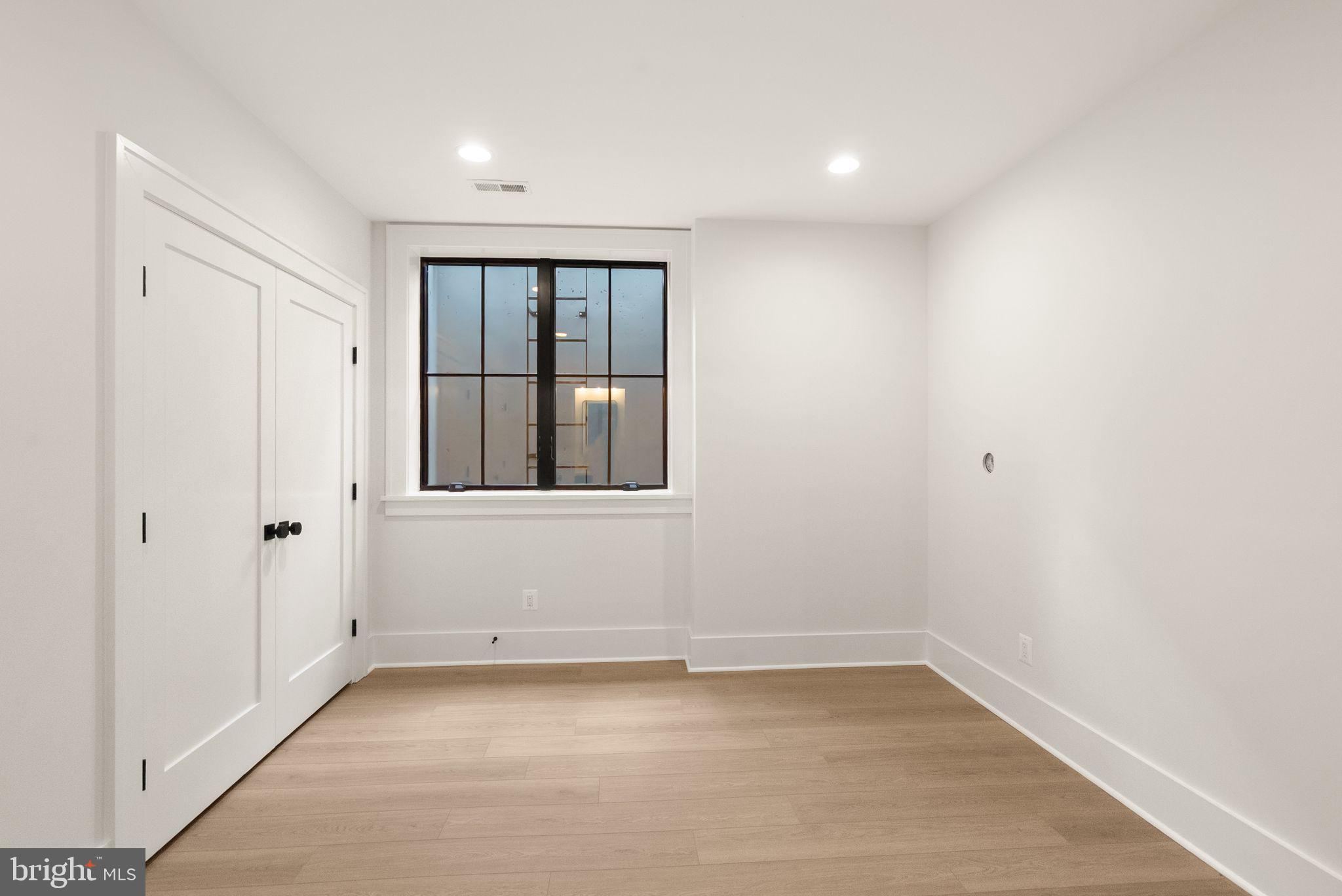 112 N HIGHLAND STREET