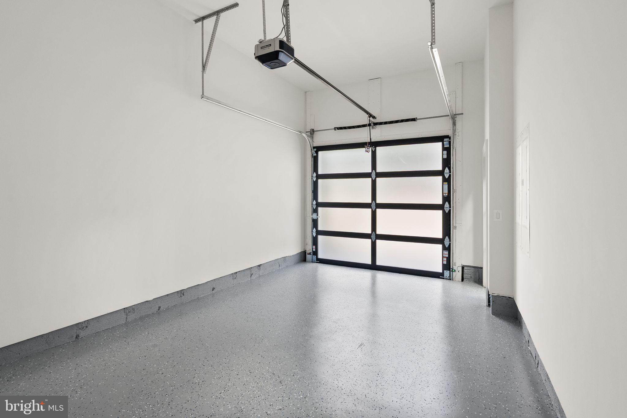 112 N HIGHLAND STREET