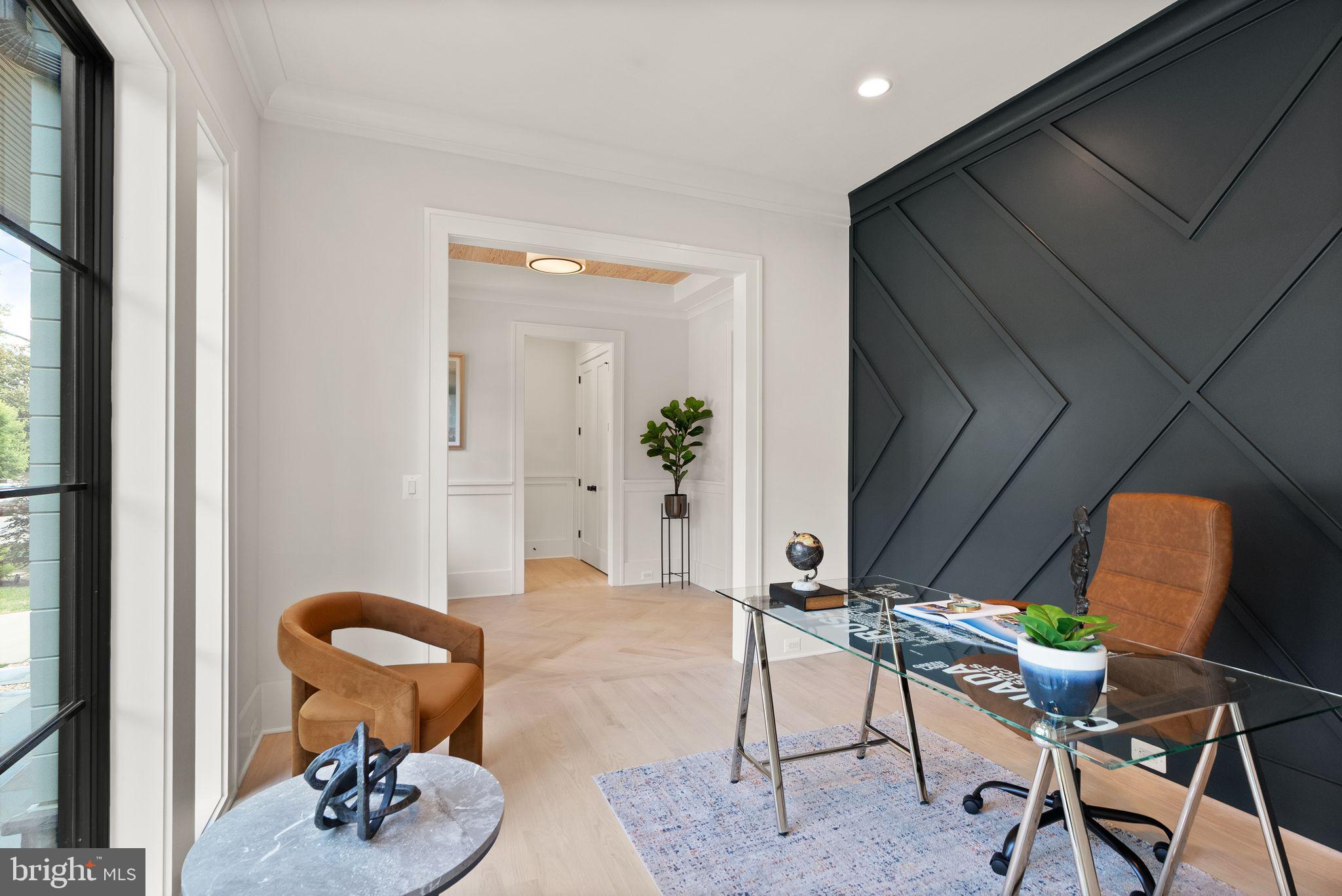 112 N HIGHLAND STREET