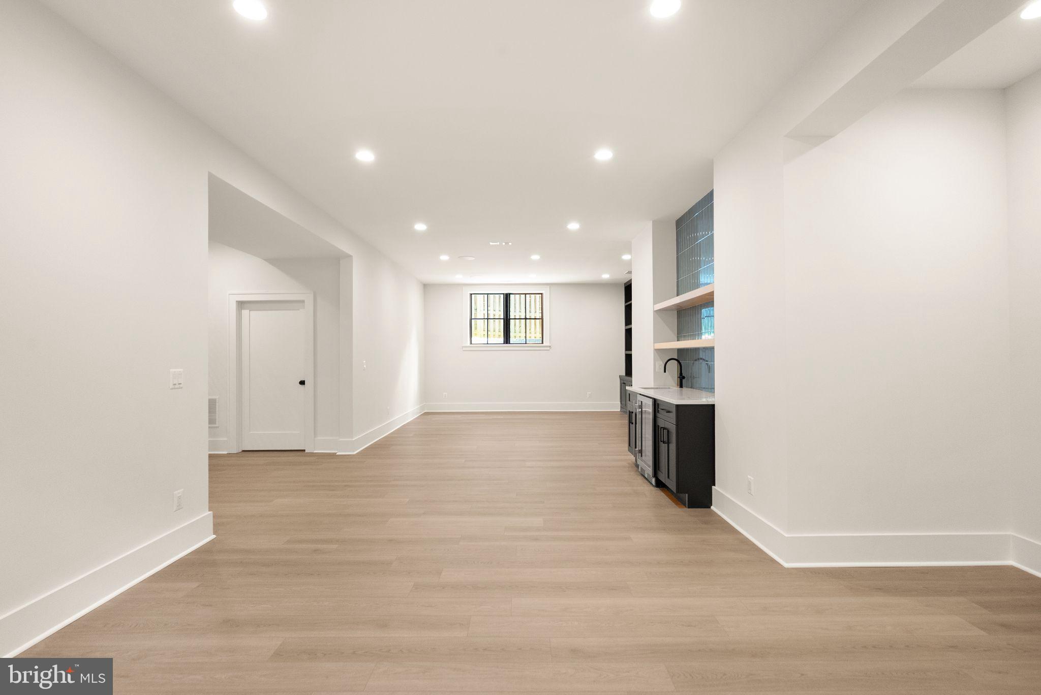 112 N HIGHLAND STREET