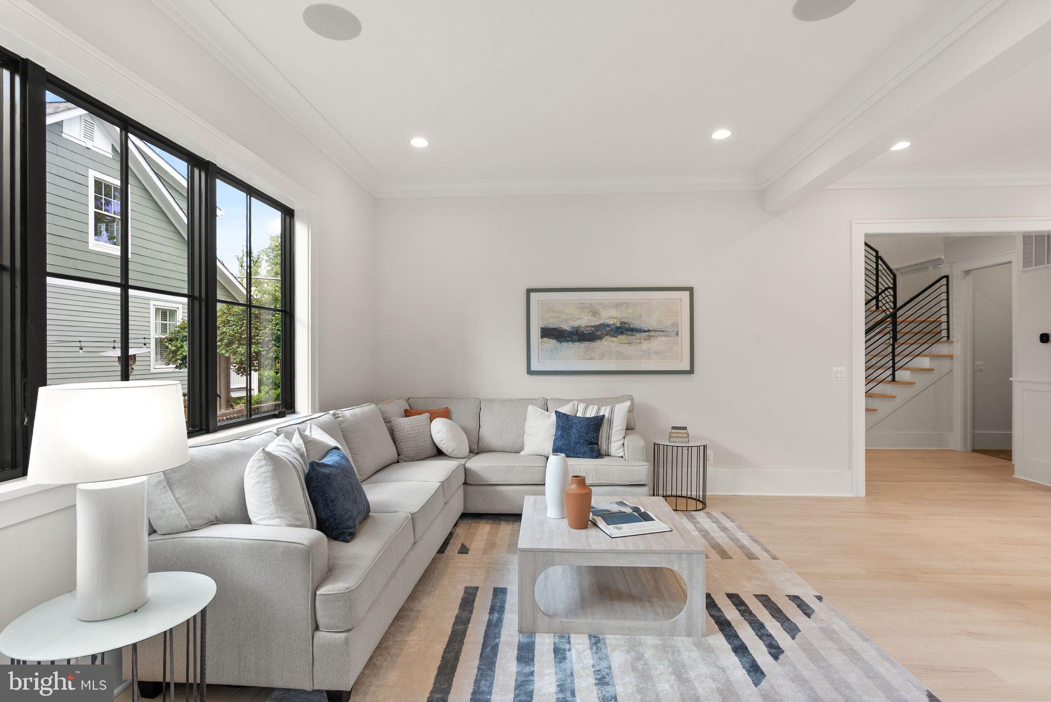 112 N HIGHLAND STREET