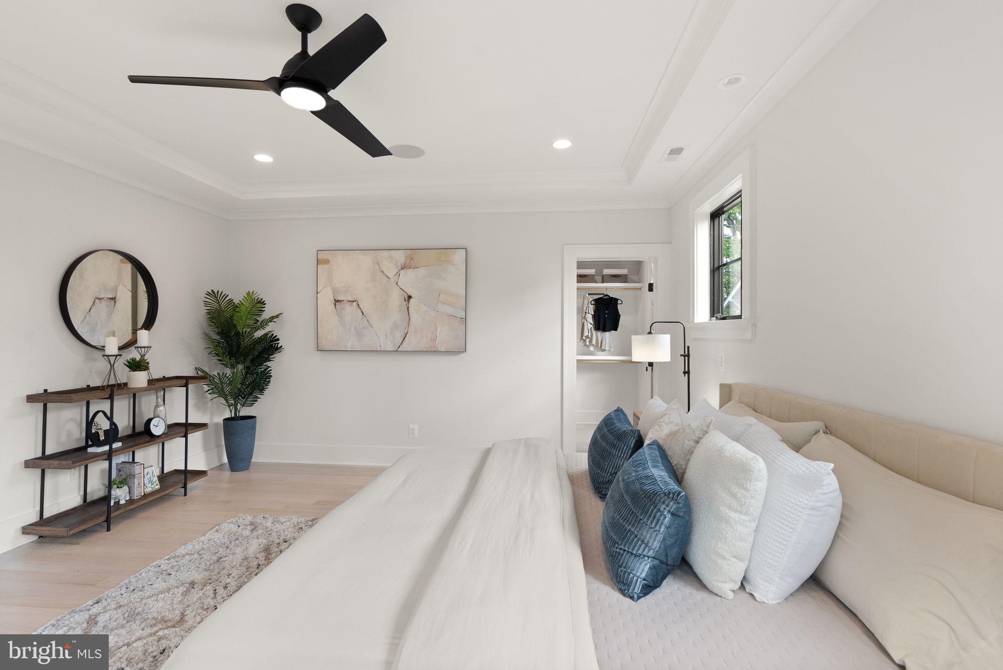 112 N HIGHLAND STREET