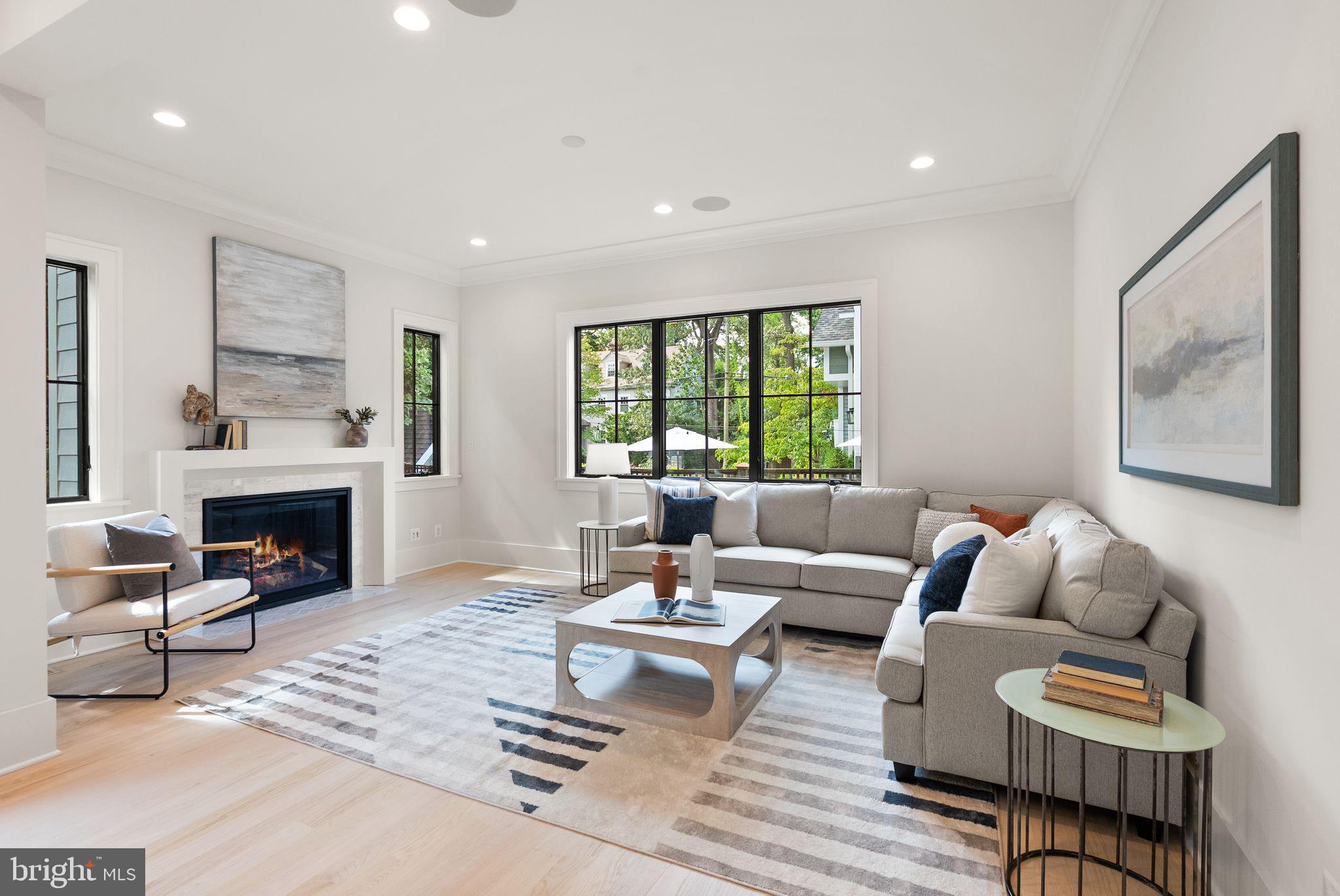 112 N HIGHLAND STREET