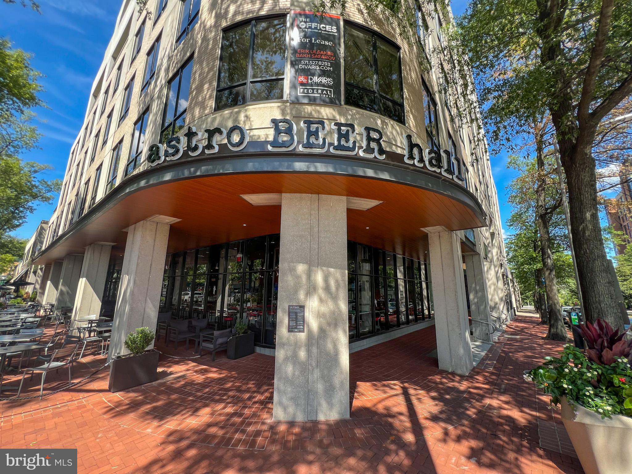 2923 S WOODSTOCK ST B