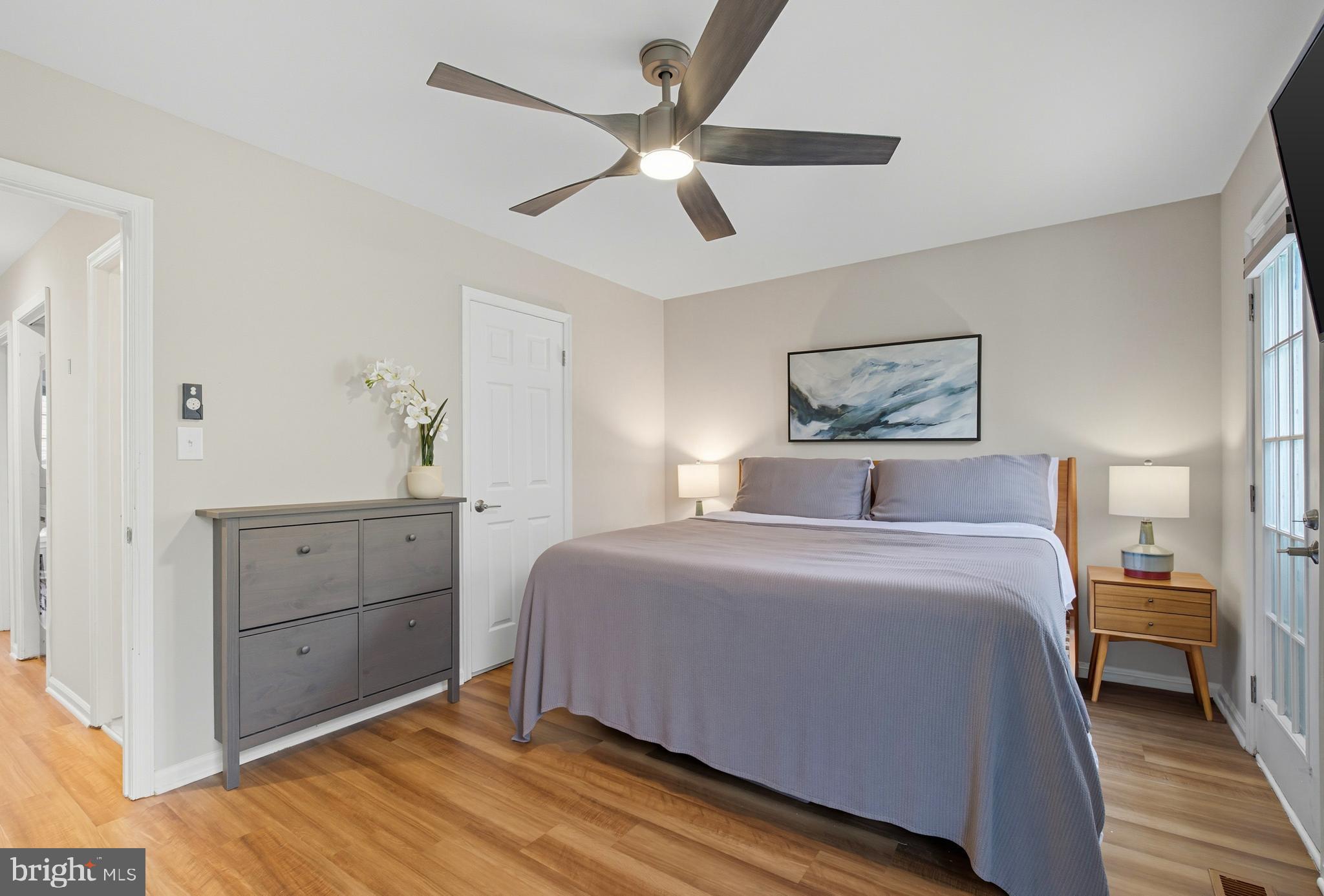 2923 S WOODSTOCK ST B